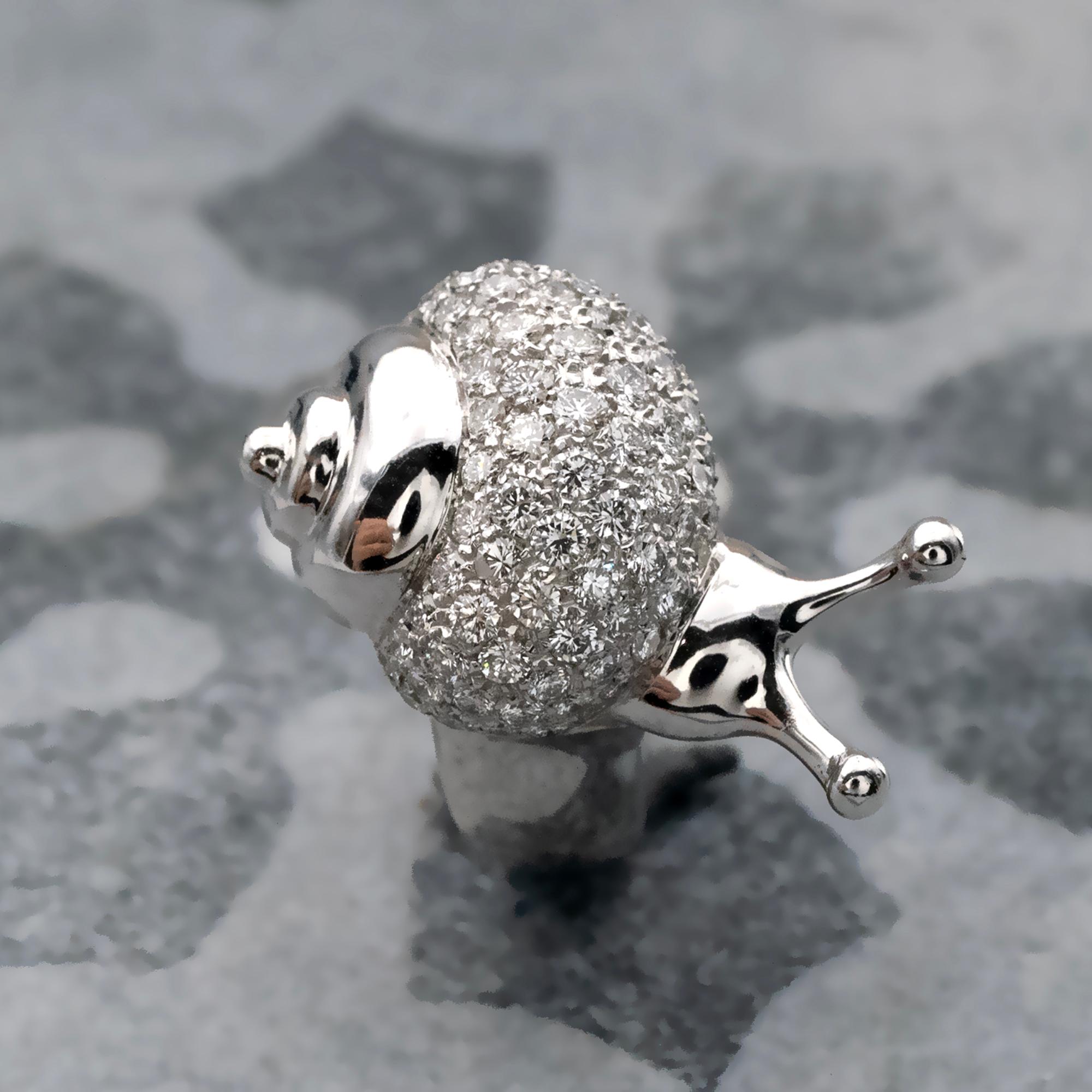 Brilliant Cut Claris-A 18K White Gold Diamond Snail Ring – Animal Jewellery For Sale