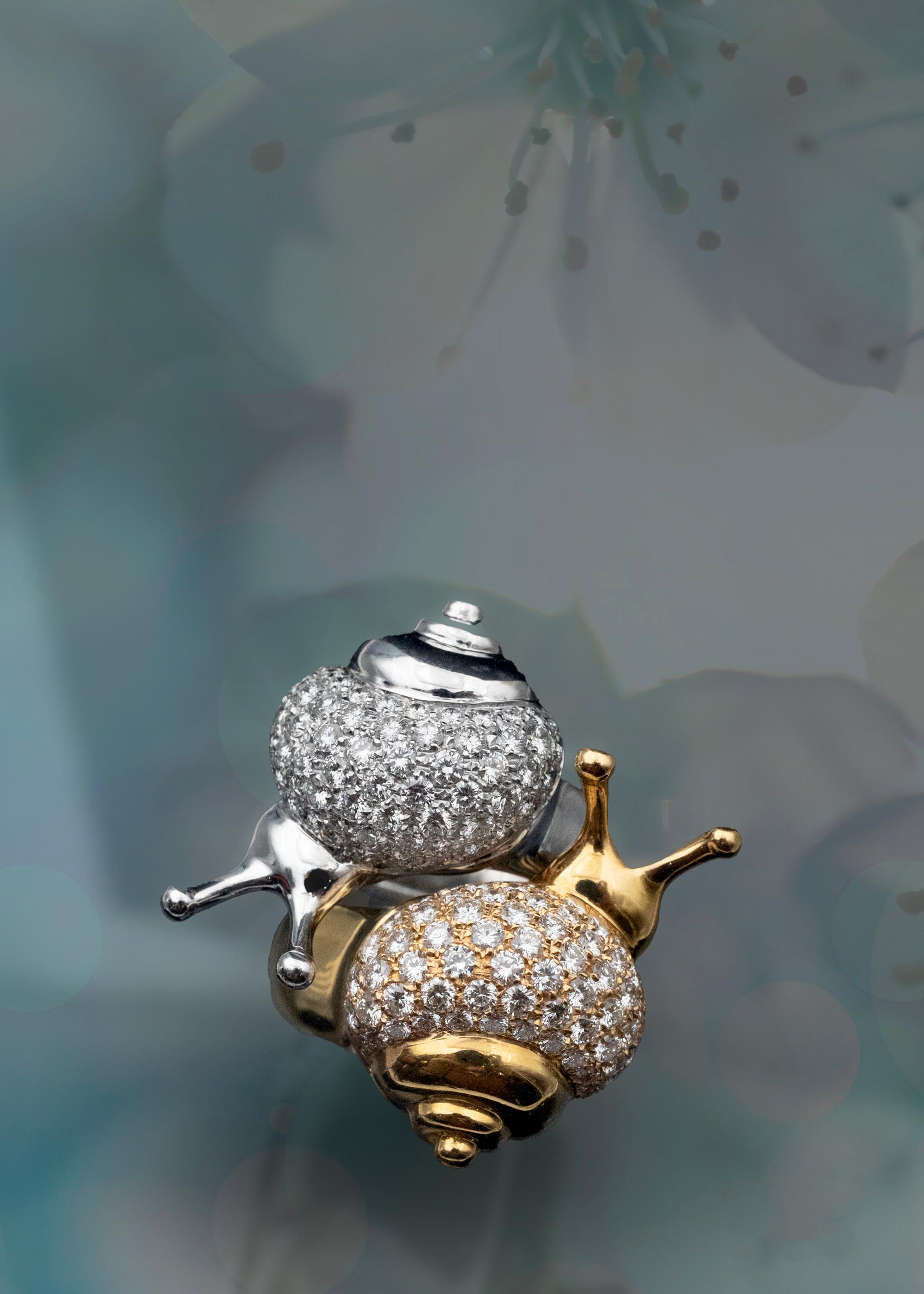 Claris-A 18K White Gold Diamond Snail Ring – Animal Jewellery For Sale 1