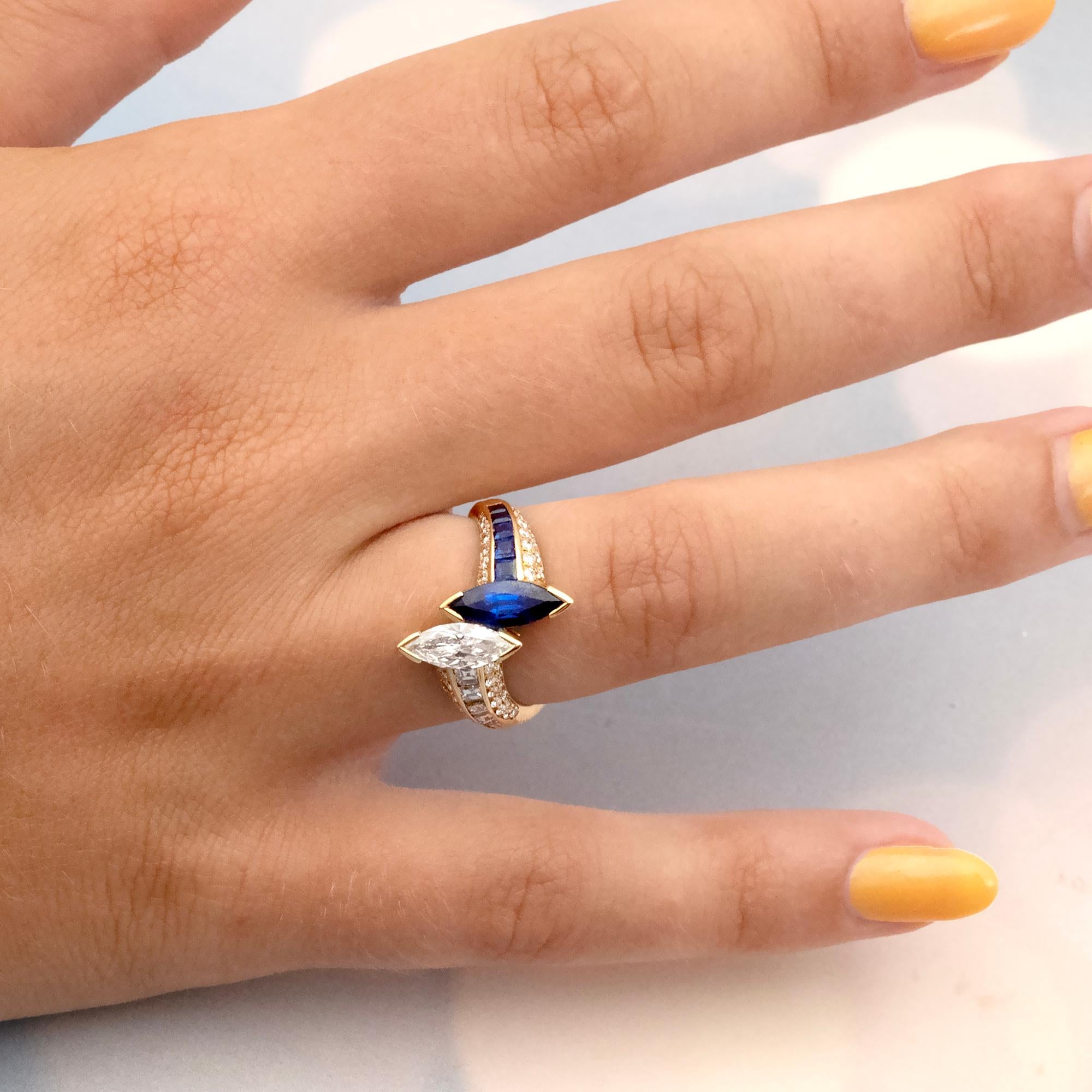 Toi et Moi Ring aus 18 Karat Gold mit Diamanten und Saphiren (Marquiseschliff) im Angebot