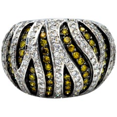 Claris-A Zebra Dome Ring 18 Karat Gold White and Yellow Diamond