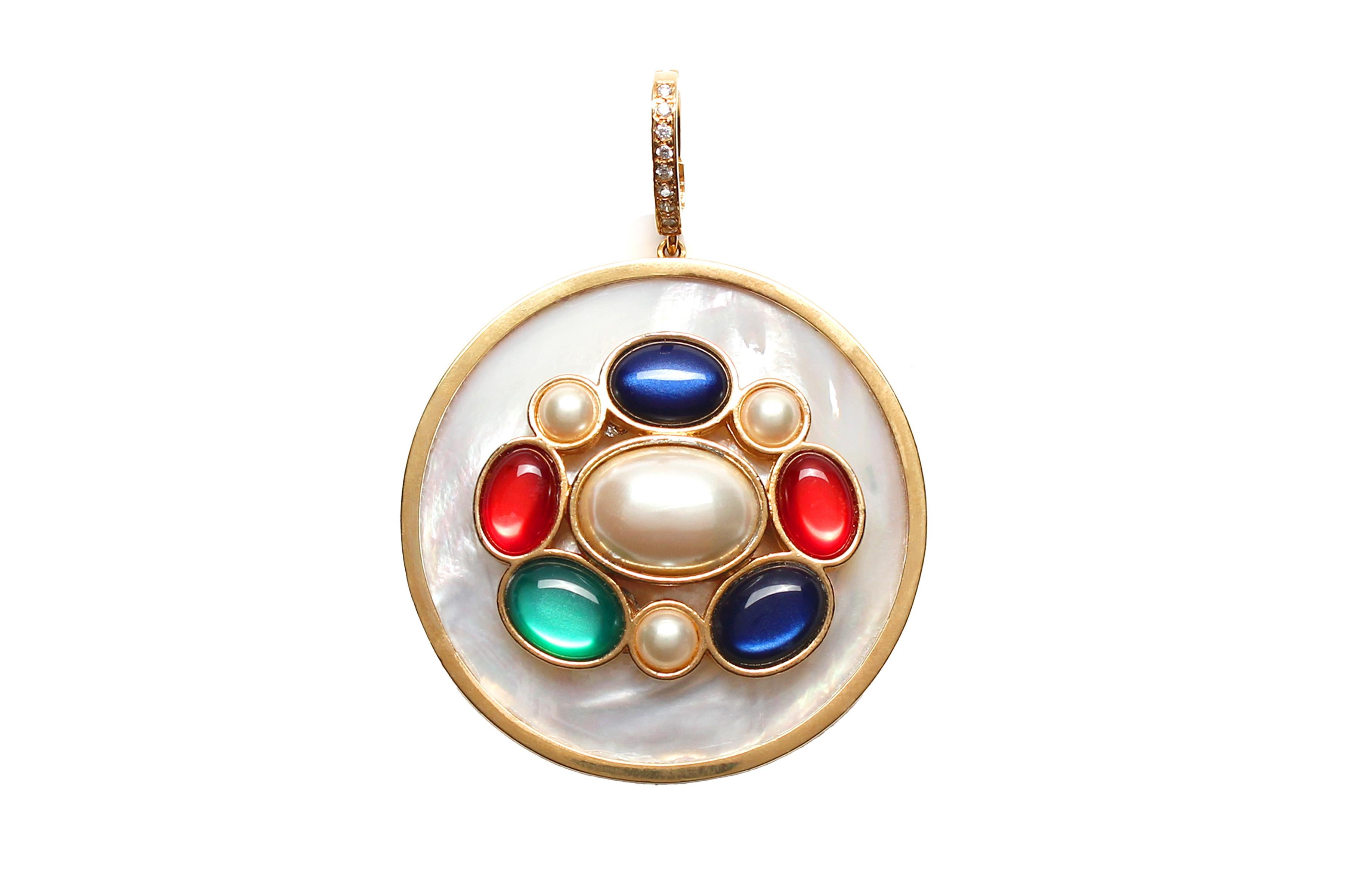 CLARISSA BRONFMAN 14kGold Caracas Necklace MotherOfPearl Diamond Modern Pendant For Sale 3