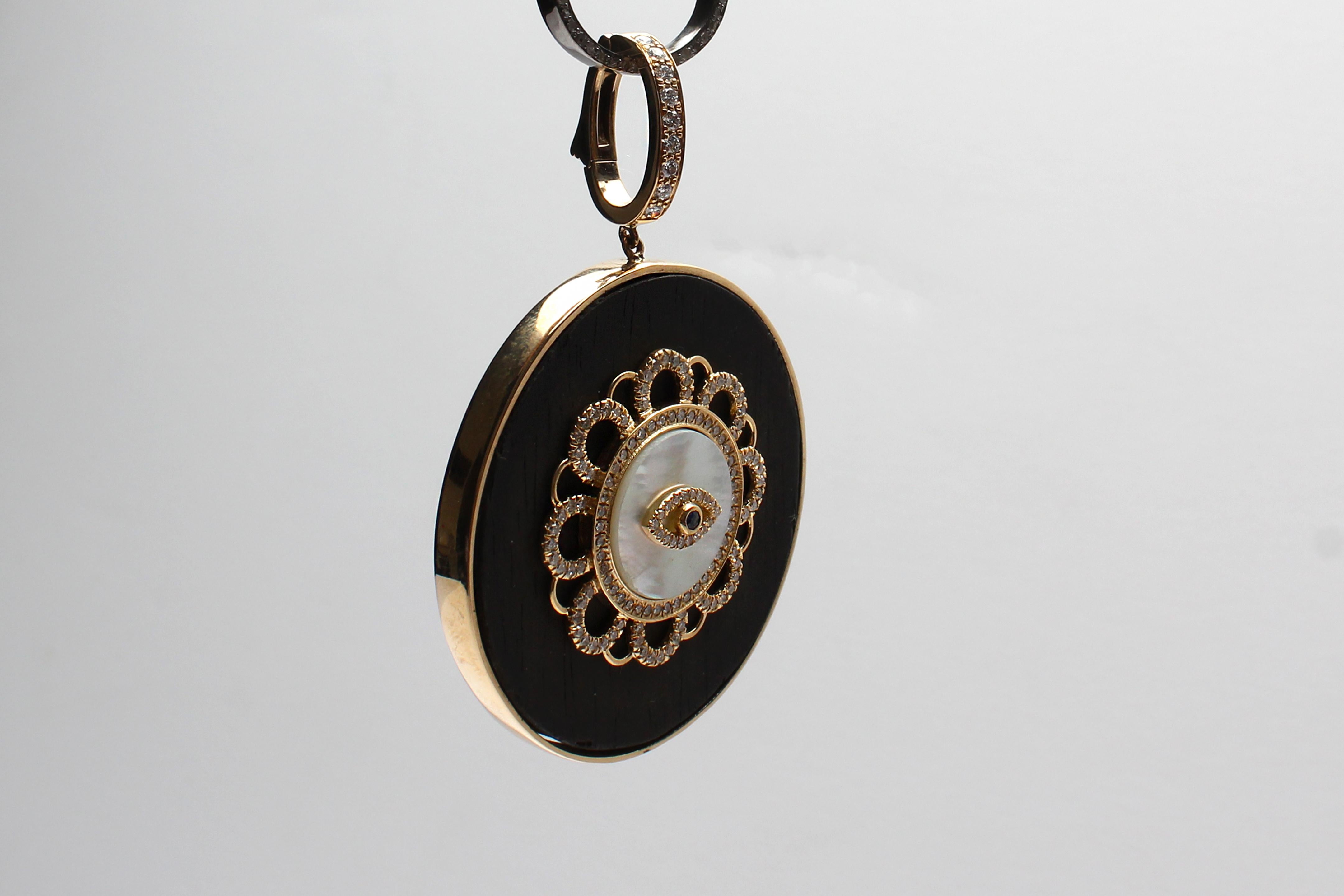 Contemporain ClariSSA BRONFMAN Pendentif œil en or 14 carats, saphir, diamant et ébène et or gris Alonso en vente