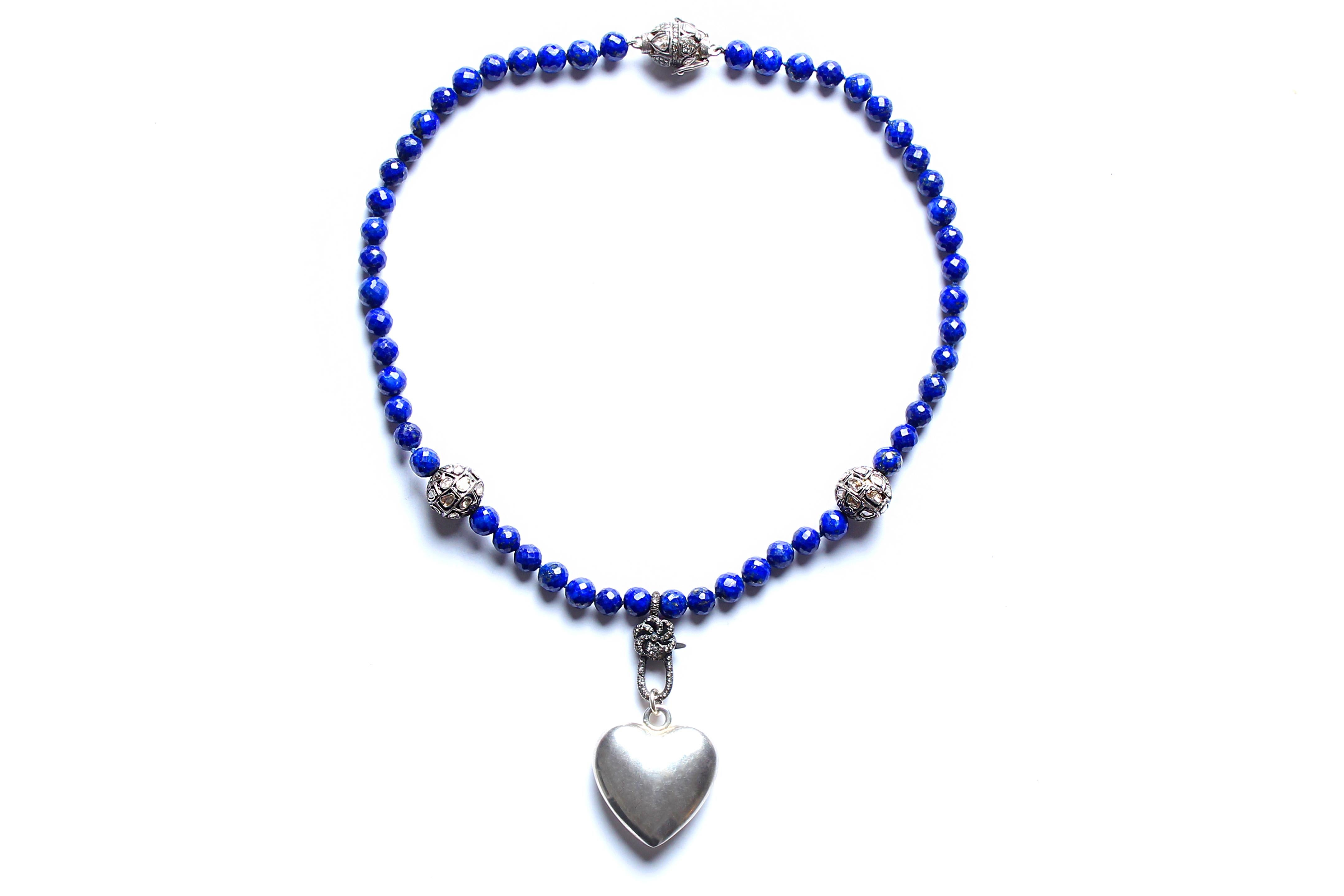 Clarissa Bronfman Halskette mit Herzperlen aus Sterlingsilber mit Lapislazuli-Diamant im Rosenschliff (Zeitgenössisch) im Angebot
