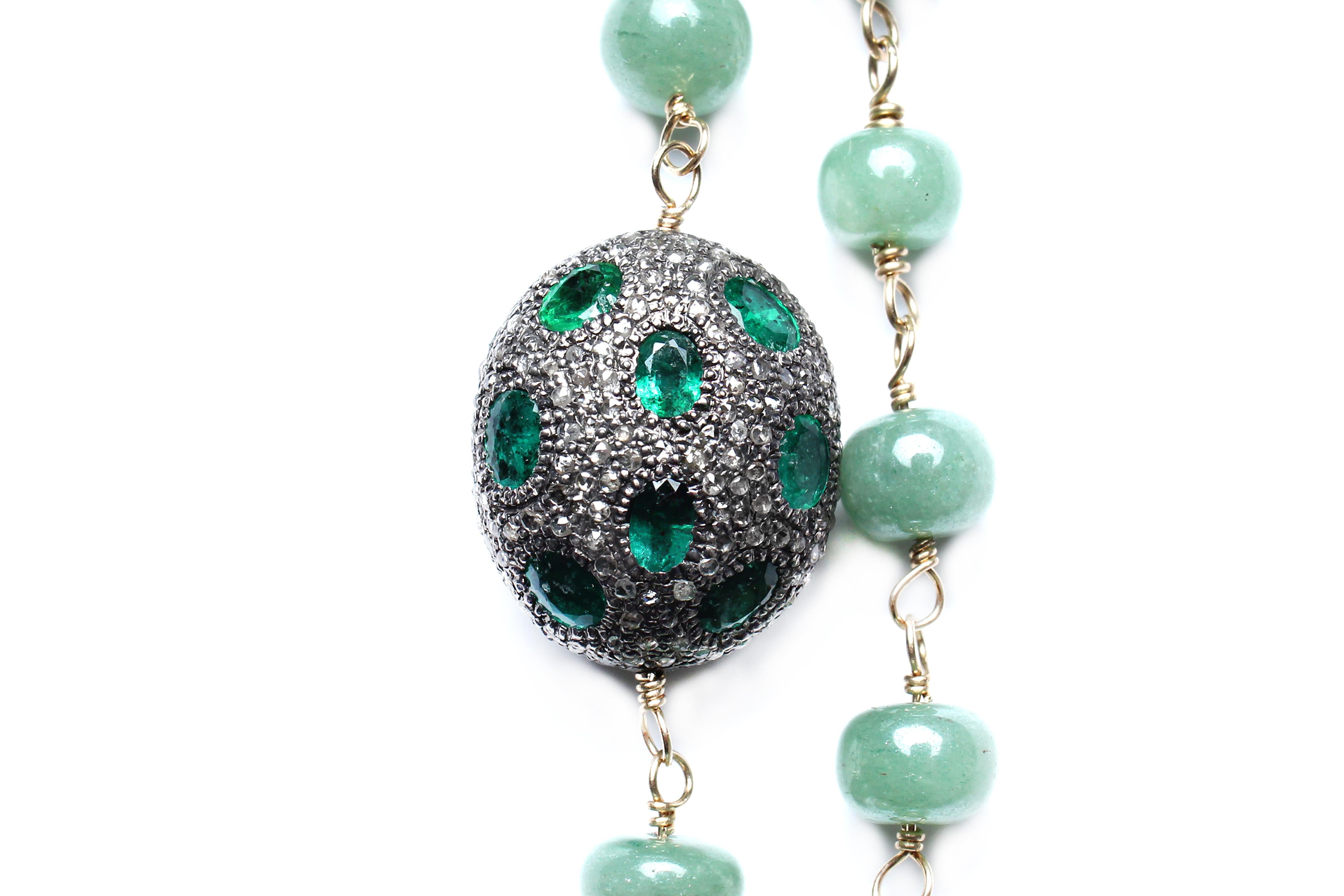 Clarissa Bronfman: 14 Karat Gold Rosary Halskette mit Anhänger aus Achat und Schlüsselanhänger mit Diamant und Smaragd (Zeitgenössisch) im Angebot