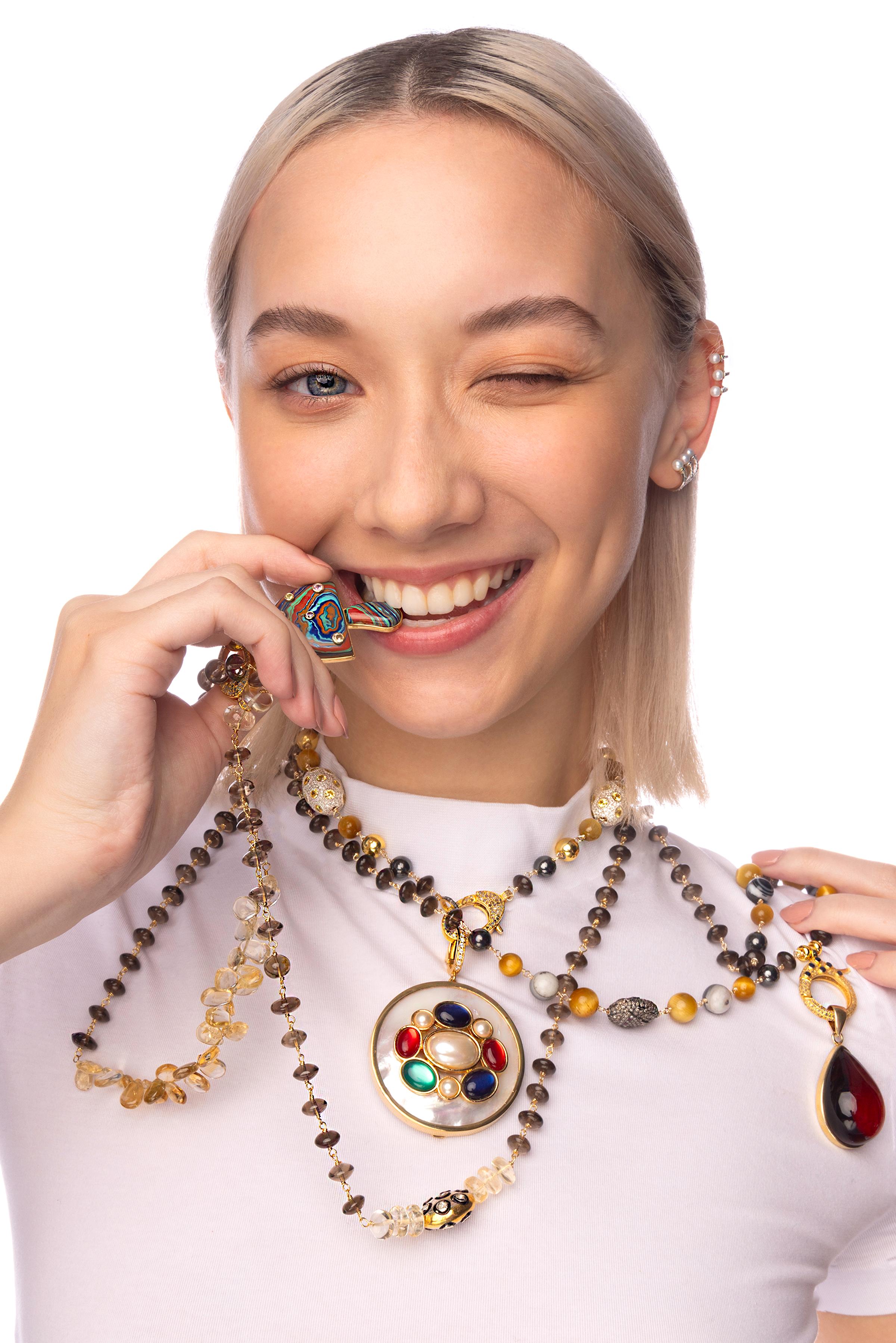 Clarissa Bronfman Rosario in quarzo marrone e ciondolo con diamante Polki in vendita 3