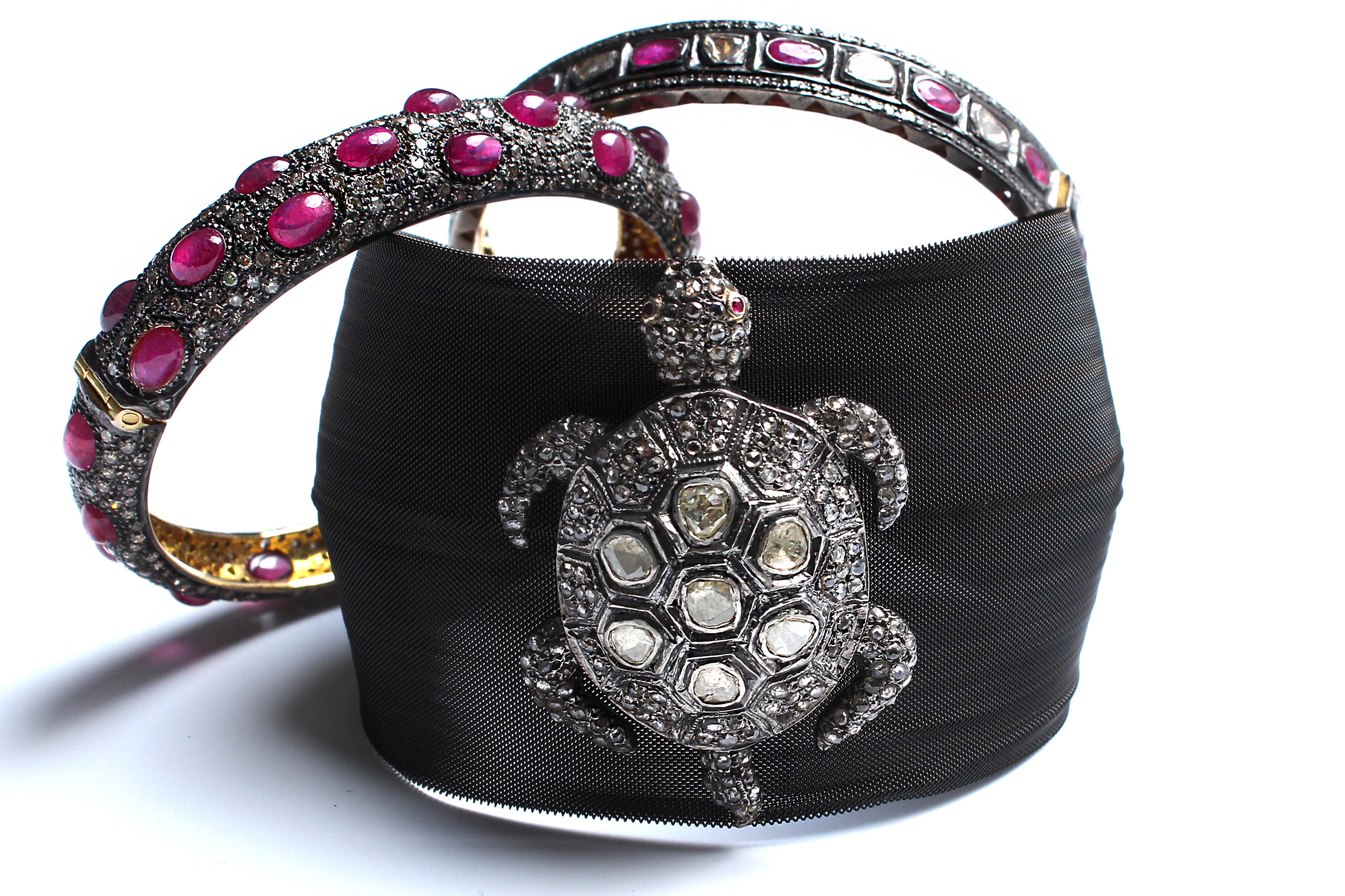 Clarissa Bronfman Charcoal Silver Mesh Rose Cut Diamond and Ruby Turtle Bracelet For Sale 1