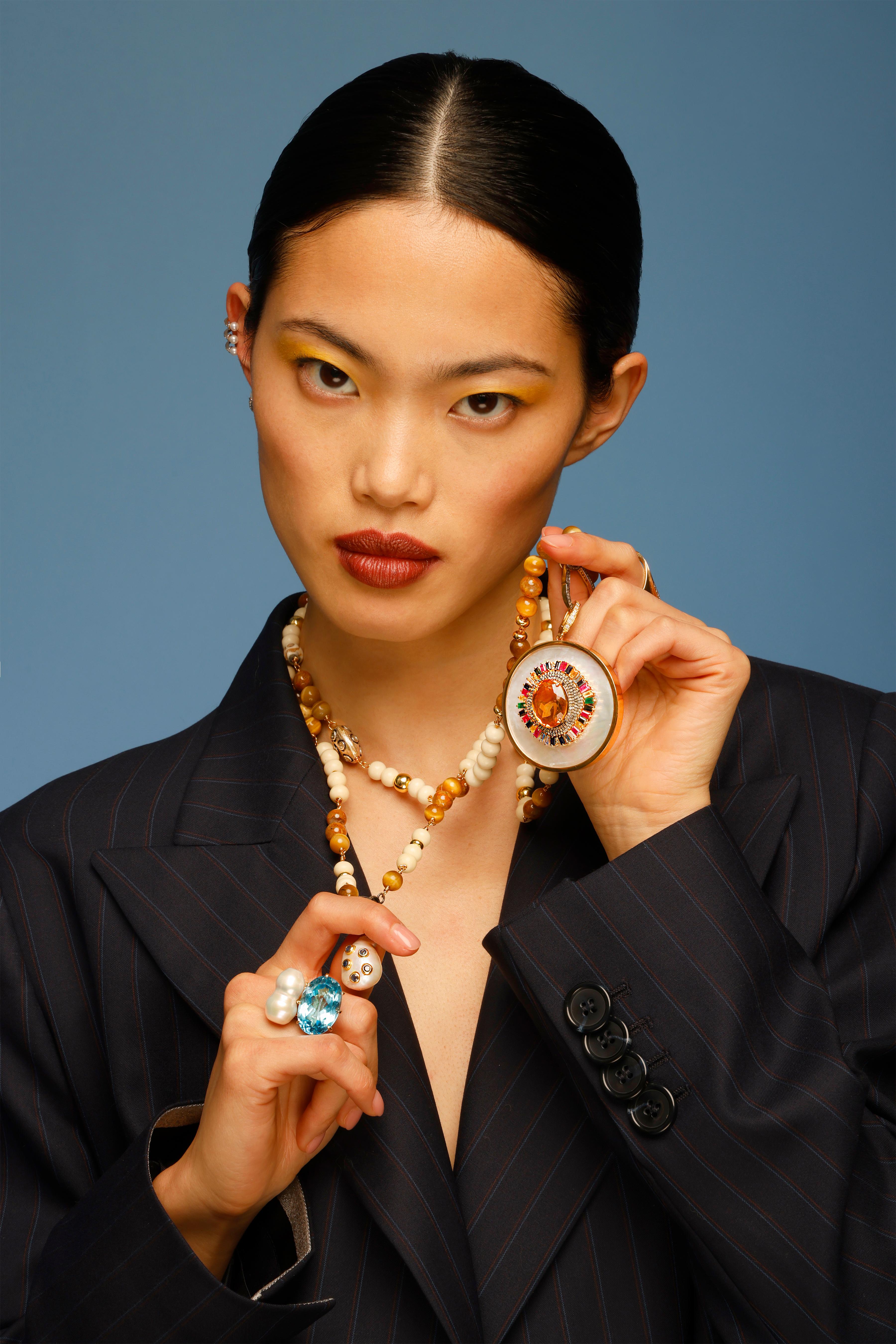 Contemporaneo CLARISSA BRONFMAN Citrine Sapphire Diamond Gold MotherofPearl Pendant & Chain in vendita