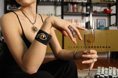 Anillo "Gladiador" de Clarissa Bronfman con diamantes y rubíes