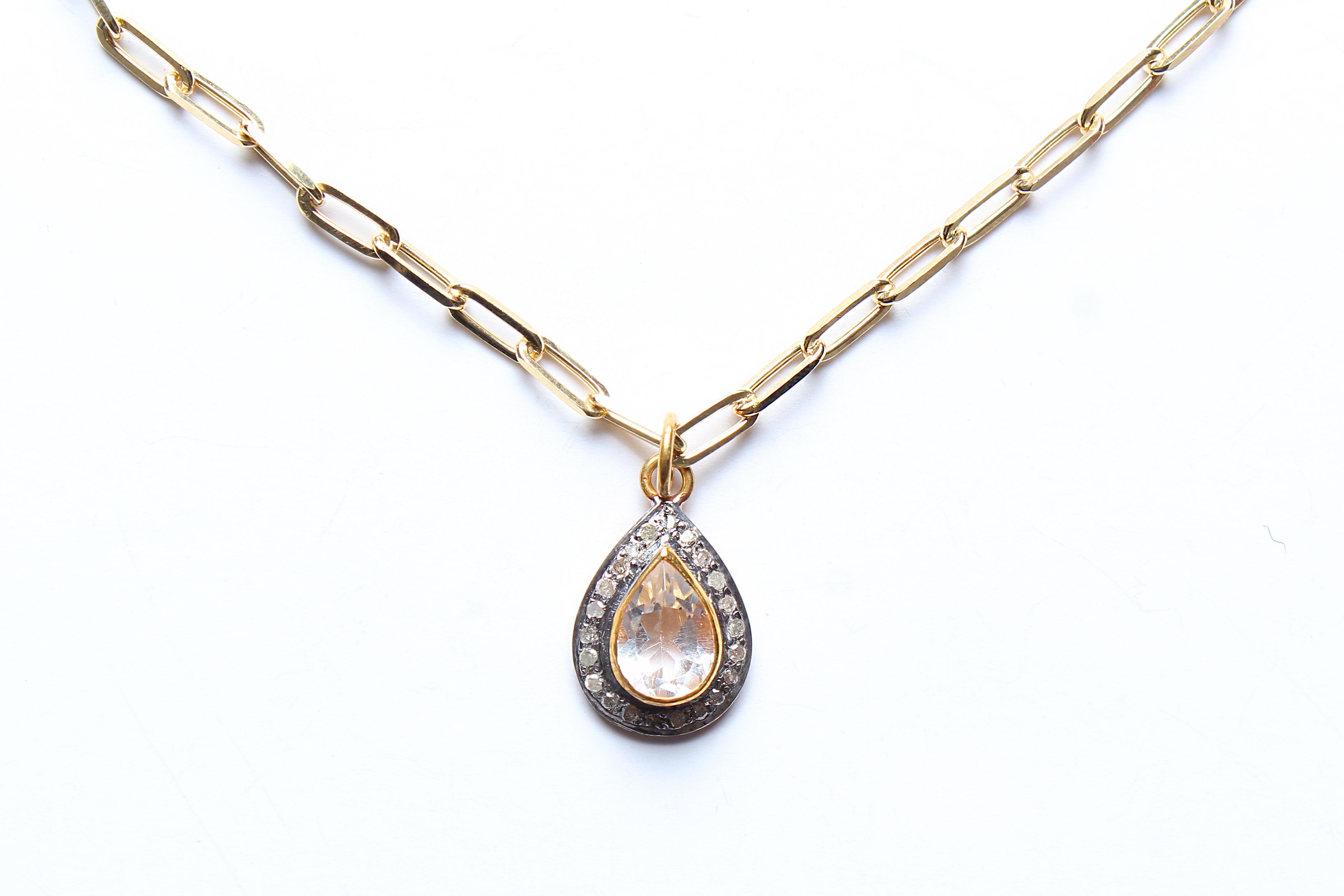 Contemporaneo Clarissa Bronfman - Collana a catena con diamanti e topazi in oro 14k - Paper Clip Link in vendita
