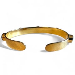 Clarissa Bronfman Pulsera "Dino" Mal de Ojo Plata 14k Oro Ébano Perla Espalda Abierta