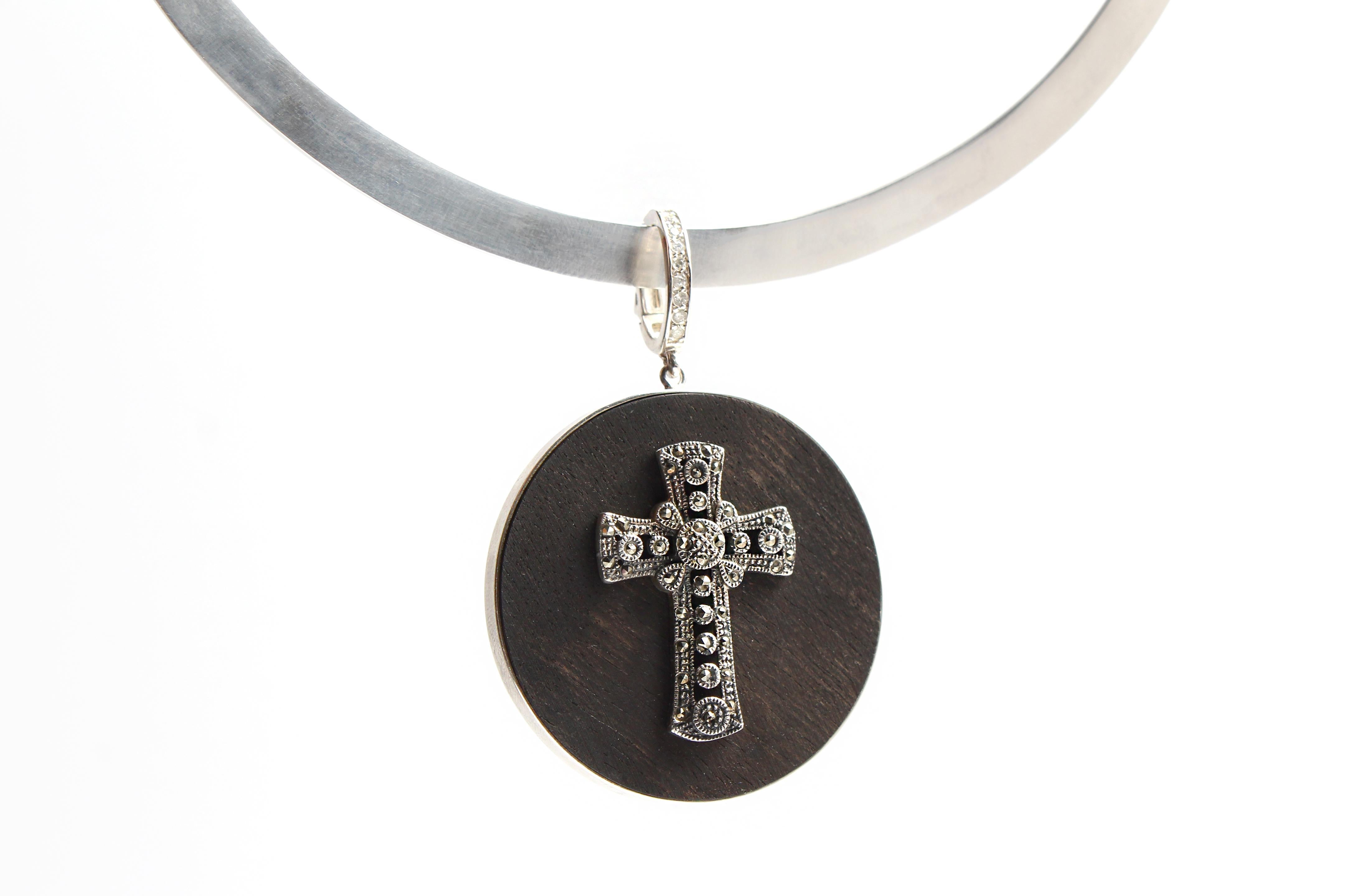 Mixed Cut Clarissa Bronfman Ebony Diamond Silver Cross Pendant & Gold Rhodium Chain Neckla For Sale