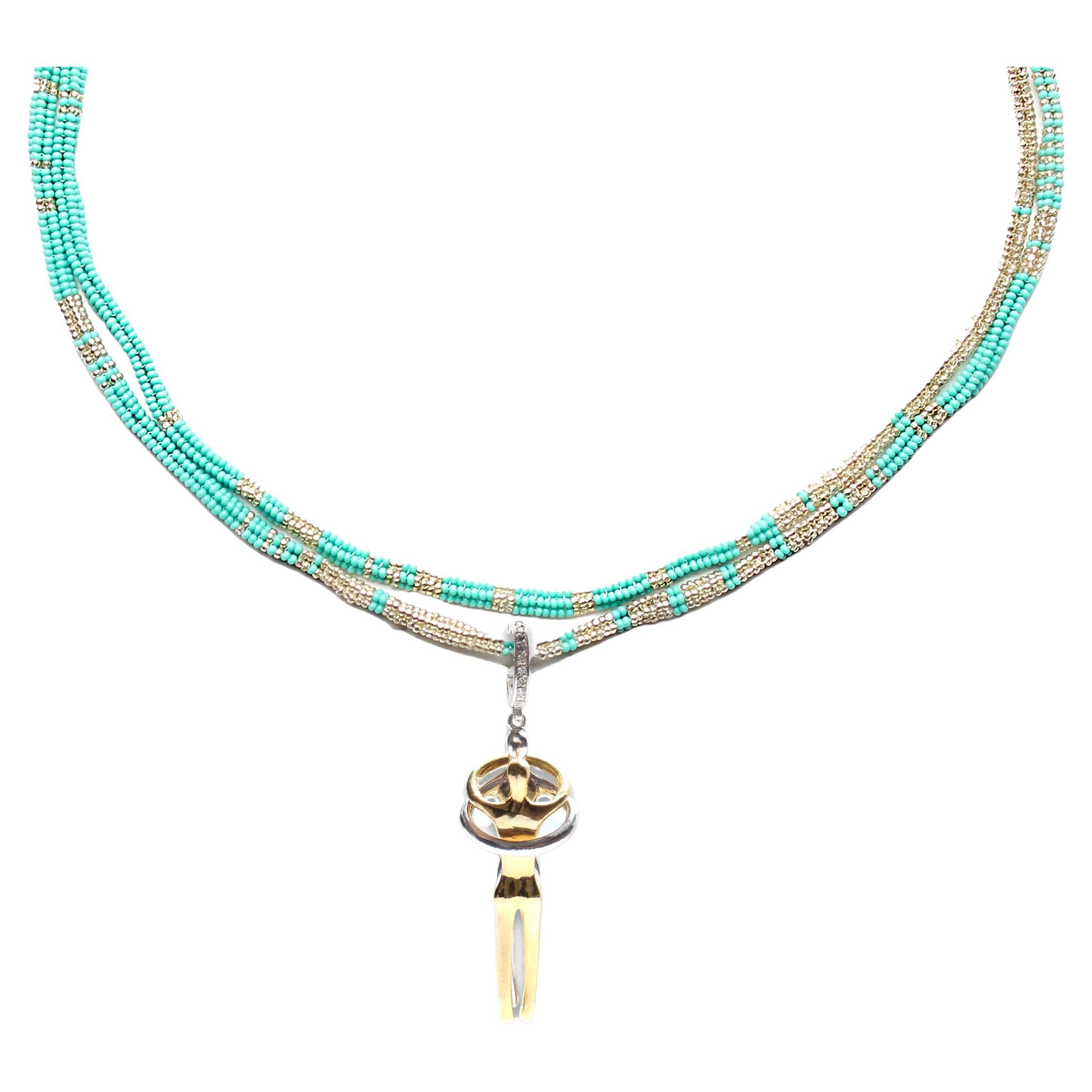 CLARISSA BRONFMAN Colgante de diamantes de oro "Abrazo" y collar de plata azul Alonso en venta