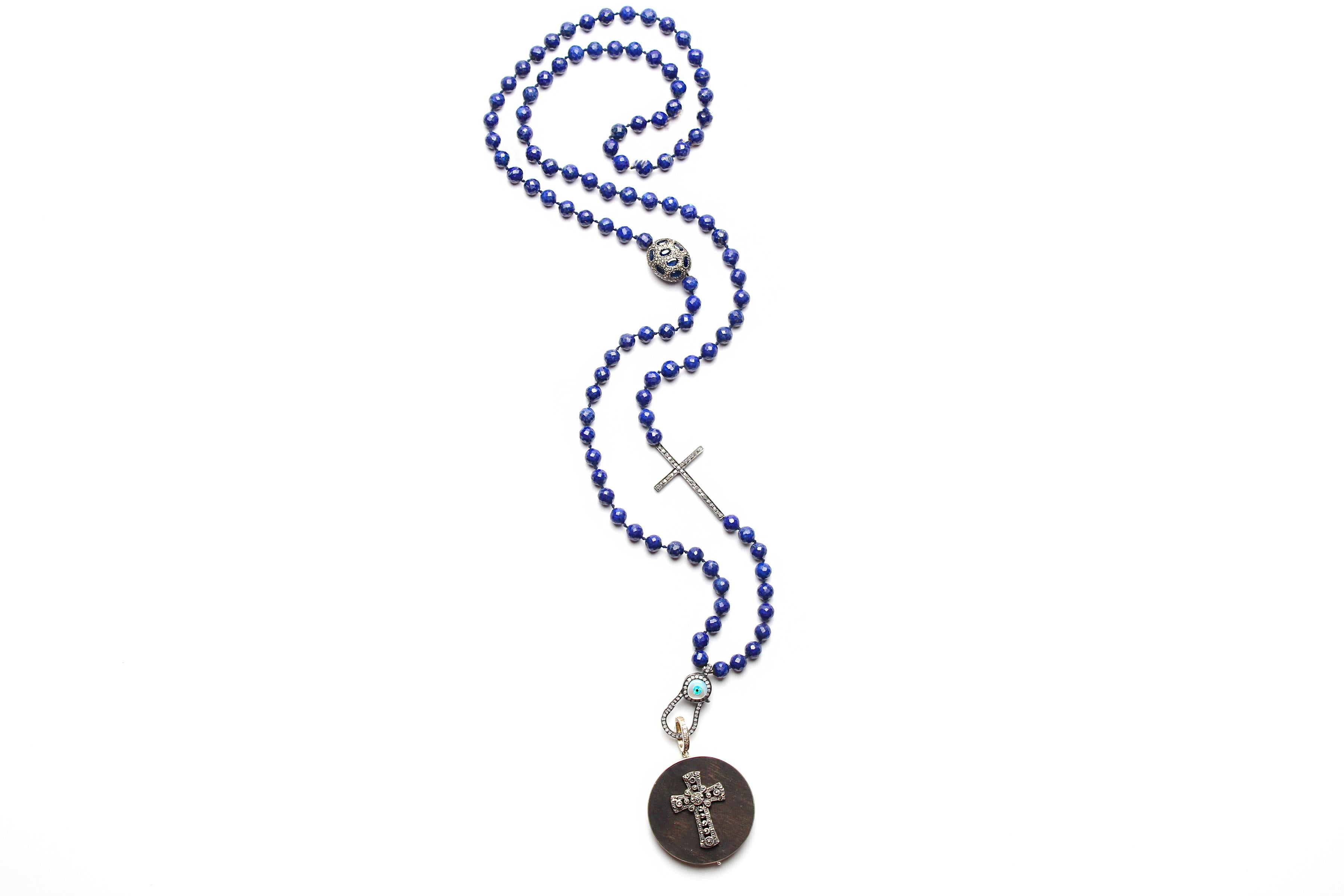 Taglio misto CLARISSA BRONFMAN Collana con croce in lapis e diamanti e zaffiro  Ciondolo a forma di croce in ebano in vendita