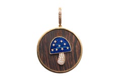 Clarissa Bronfman Collana con ciondolo a fungo in lapislazzuli, agata, zaffiro e diamante