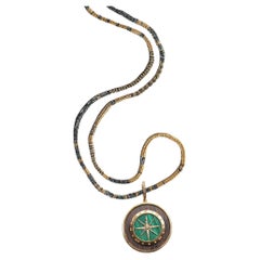 CLARISSA BRONFMAN Alonso Halskette, Kompass-Anhänger & Graugold Alonso Halskette, Malachit Ebenholz Gold