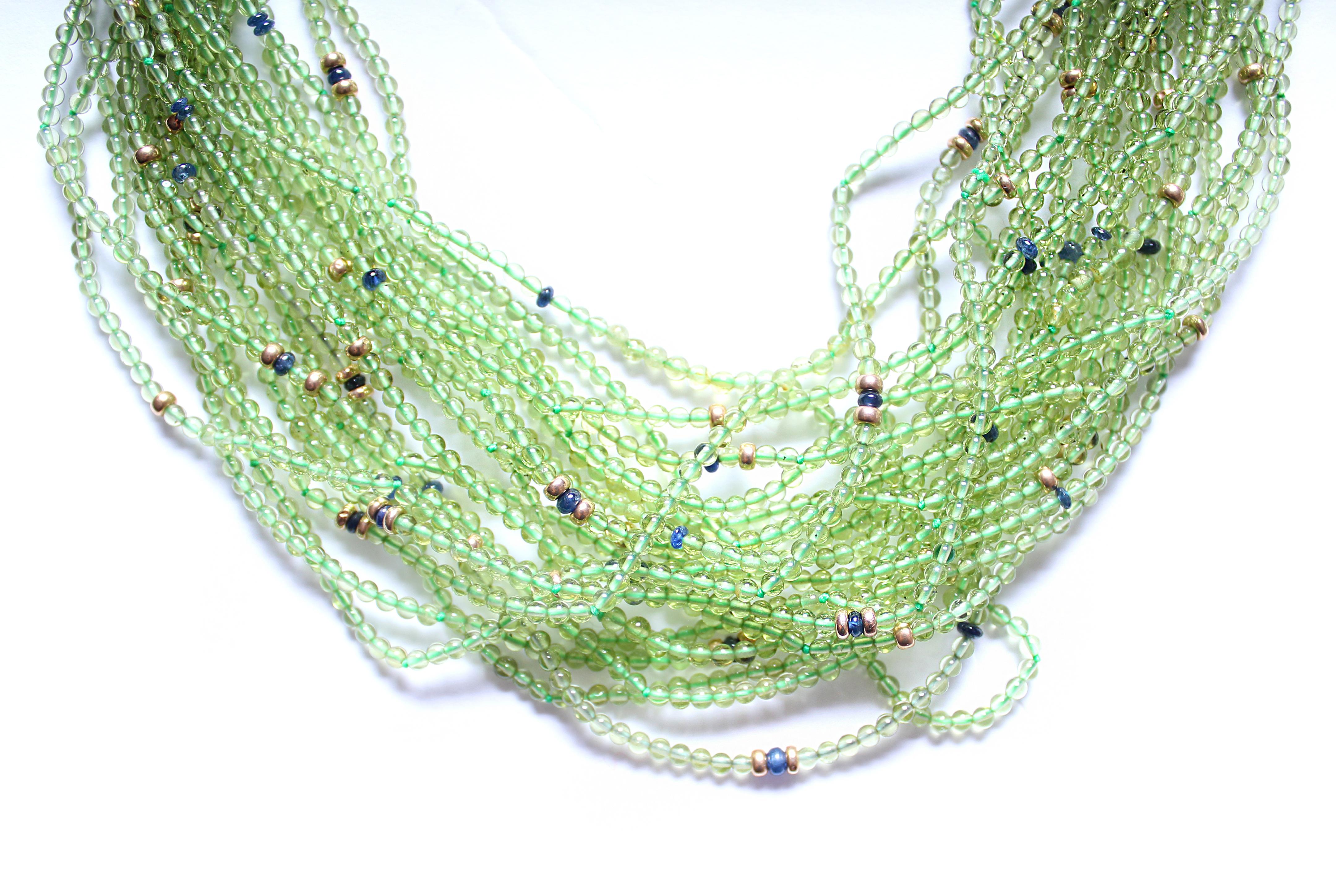 Lunghezza totale di 18 pollici

perline di lapis
Perline in oro 14k
perline di peridoto
2-4 mm
Qualità AAA+

Chiusura unica in oro 14 carati con pietre di zaffiro 




Nota bene: alcune foto dei nostri gioielli, comprese quelle di modelli e