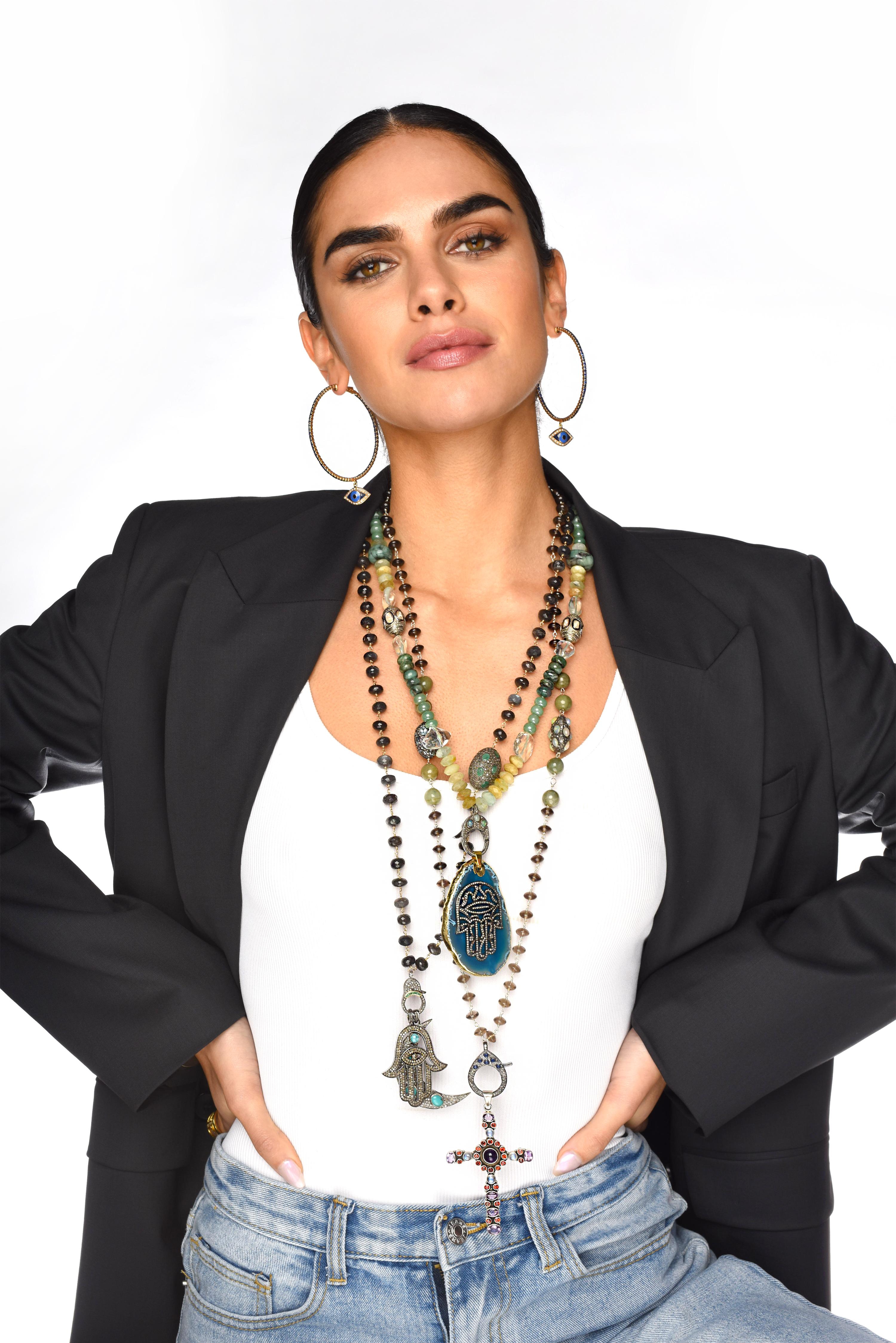 Clarissa Bronfman, collier pendentif soleil en perles, opale, jade, pierre de lune, diamant et citrine Neuf - En vente à New York, NY
