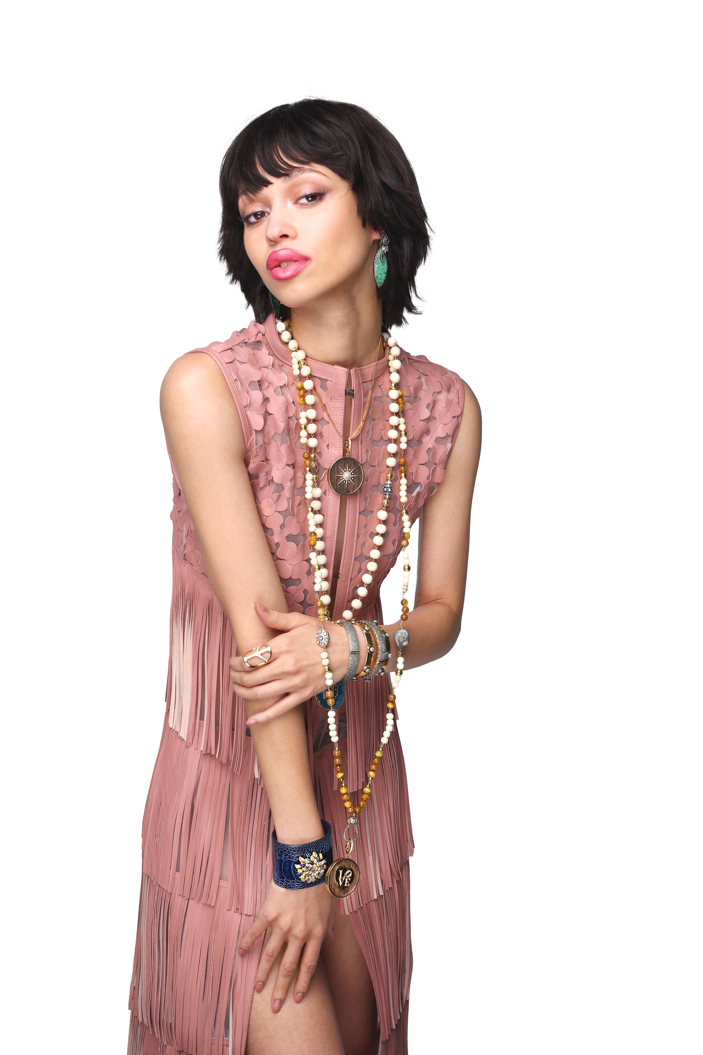 Contemporain Clarissa Bronfman Collier pendentif « Poki » en diamant, os, rubis, péridot, citrine et ébène en vente