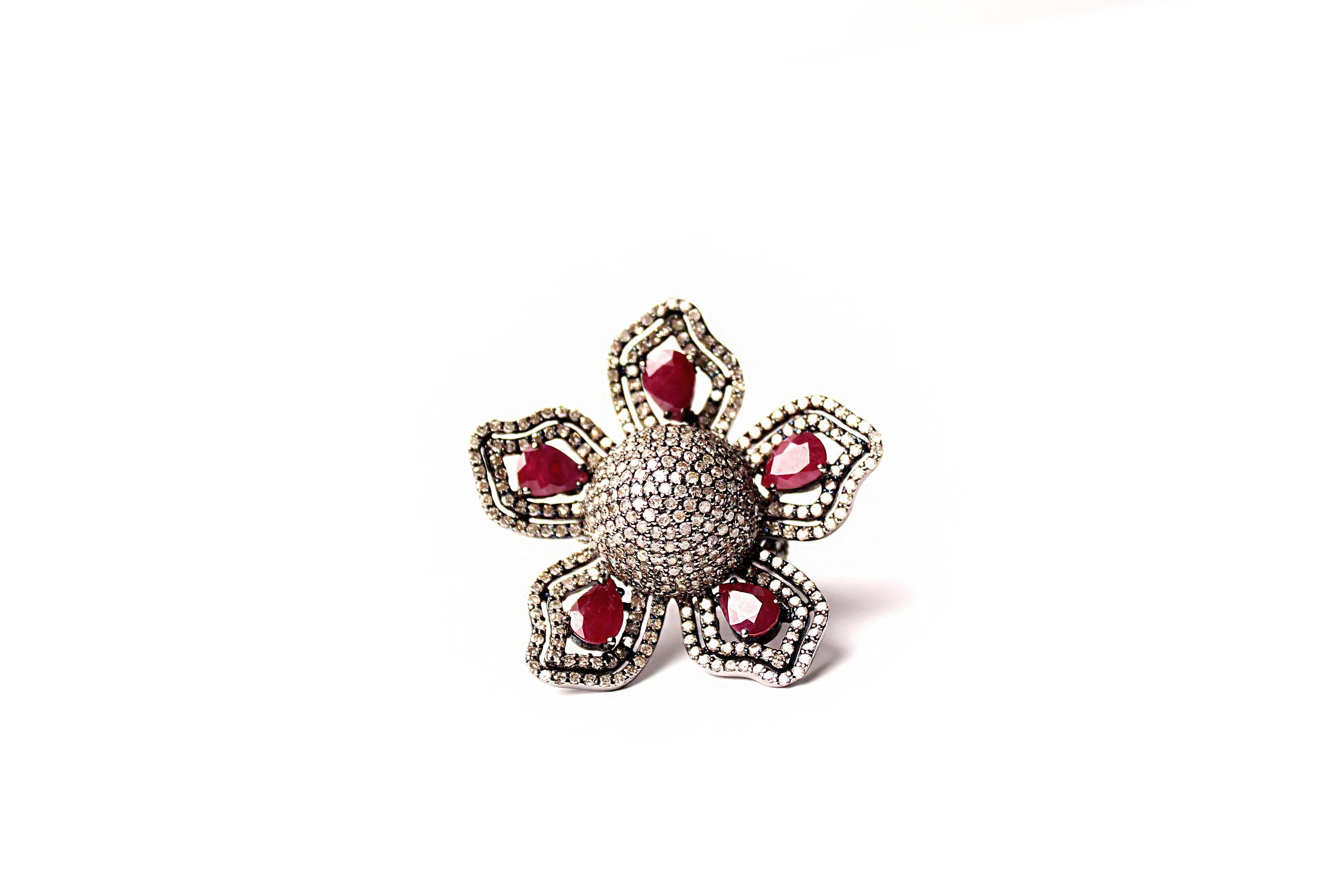 Clarissa Bronfman Ruby/Diamond/Silver Flower Ring In New Condition In New York, NY