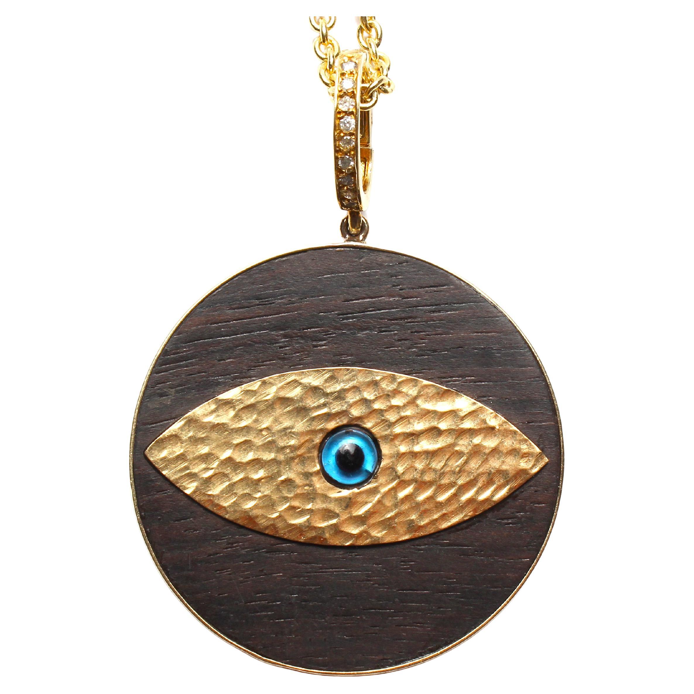 Clarissa Bronfman - Ciondolo con occhio maligno in ebano e diamanti martellati in oro 14 ct.