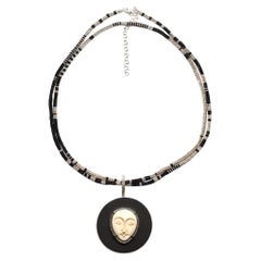 CLARISSA BRONFMAN Ciondolo in argento, osso, diamante, faccia di luna, ebano e collana Alonso