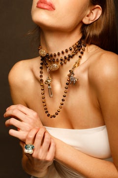 CLARISSA BRONFMAN - Collier d'ébène en lapis et diamant œil de tigre "Carmen" et champignon de lapis