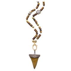ClariSSA BRONFMAN Tigerauge Diamant Gold Halskette & Holz Diamant Horn-Anhänger