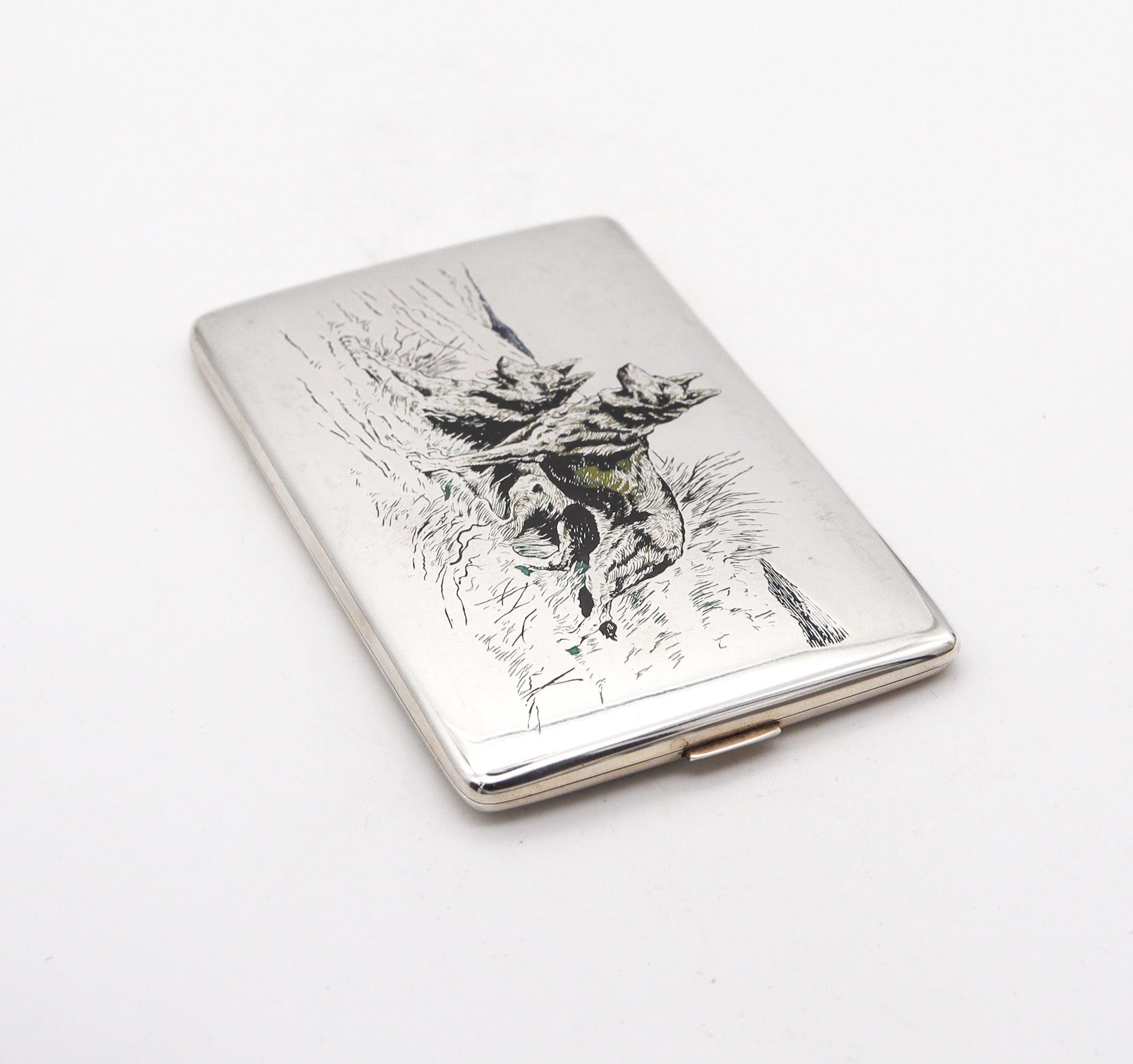 Cigarette case designed by R. Blackinton Co. for the Clark Lighter Co.

This is a fabulous a very rare cigarette case box, created in North Attleboro Massachusetts by the R. Blackinton Co. back in the 1926. The case has been crafted for the Clark