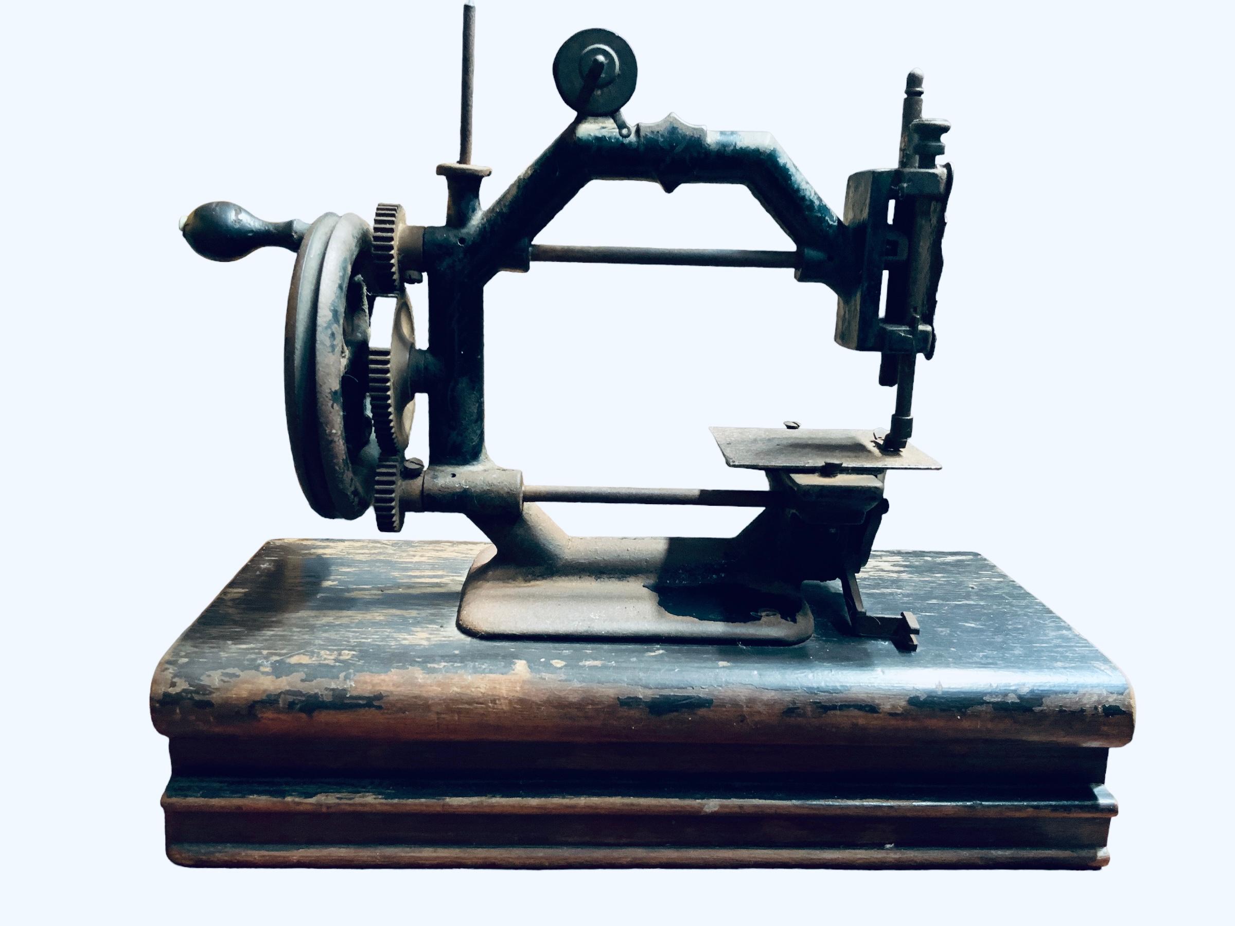 Clark & Johnson Gold Medal Nähmaschine (Eisen) im Angebot