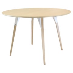 Table ronde industrielle Clarke en érable blanc