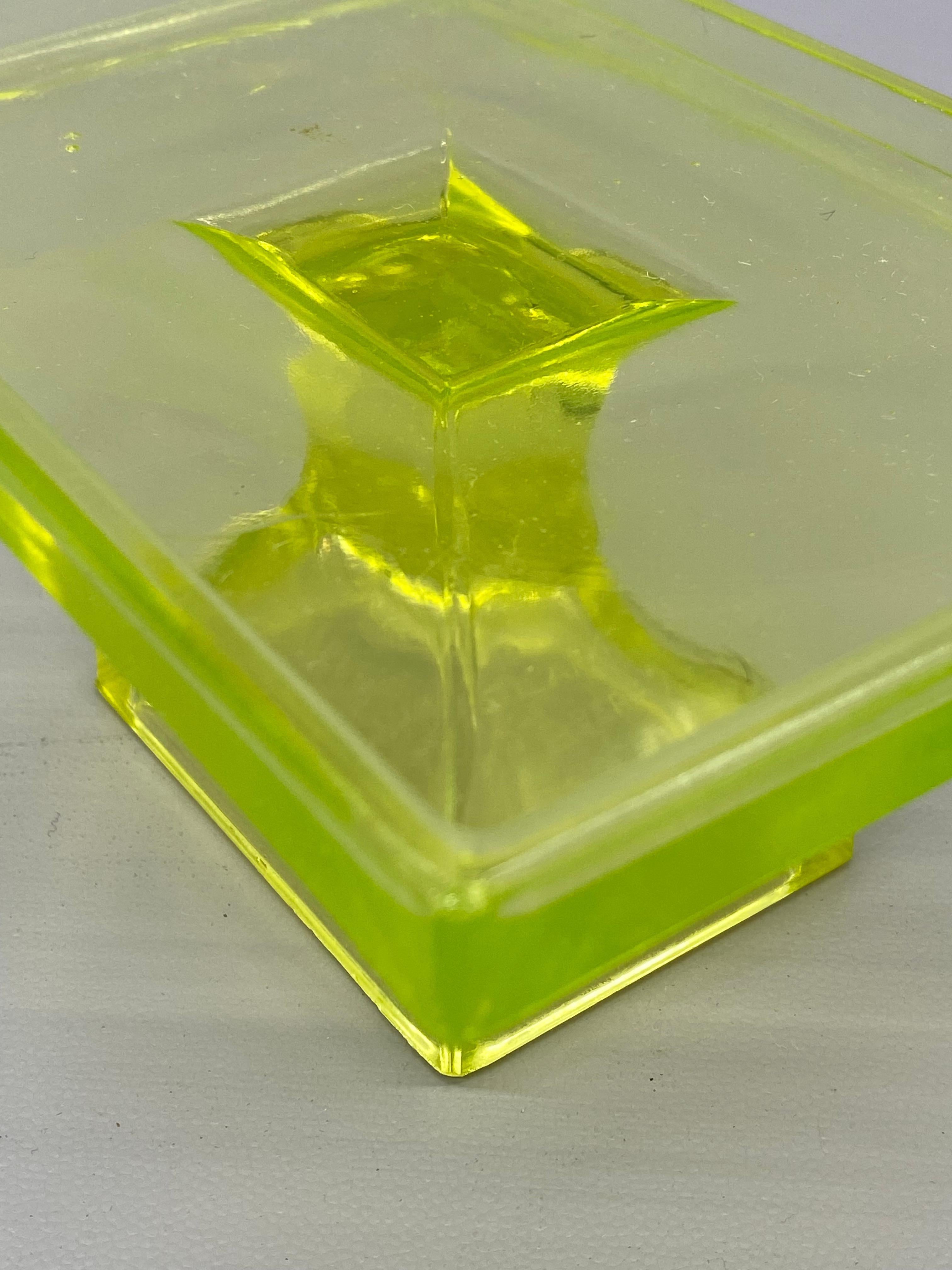 Clark's Teaberry Chewing Gum Uranium Glass Store Display Stand 2