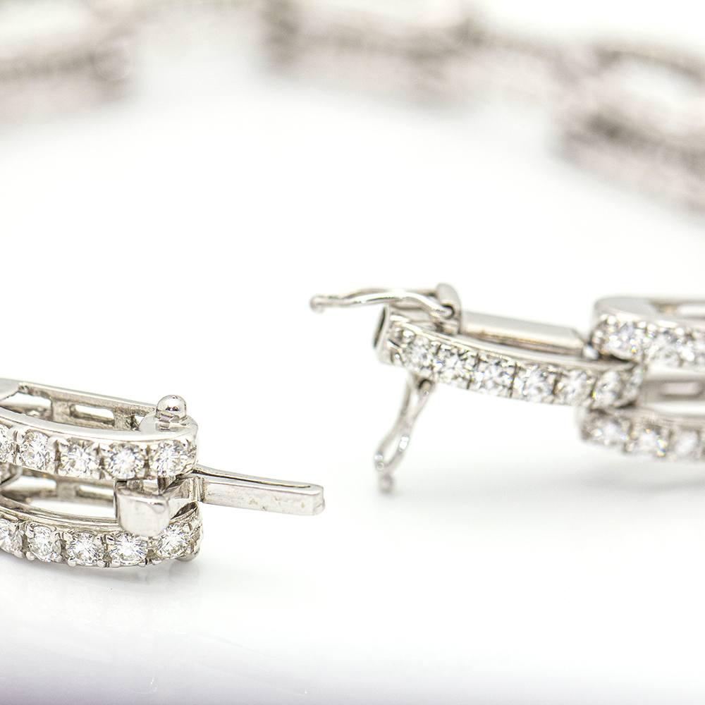 Bracelet CLASS en or et diamants. Pour femmes en vente