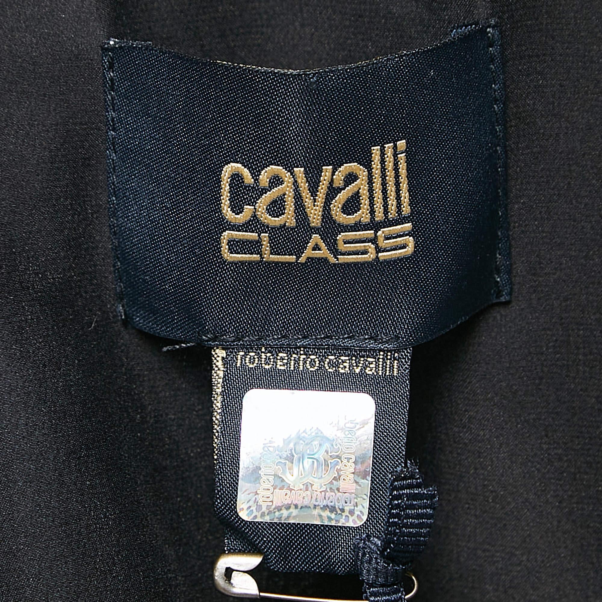 Class by Roberto Cavalli Black/Cream Sateen Silk Embellished Arrow Shirt M In Excellent Condition For Sale In Dubai, Al Qouz 2