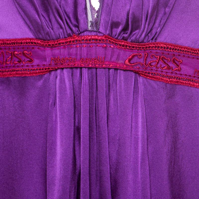 Class by Roberto Cavalli Purple Satin Embroidered Waist Detail Plunge Neck Dress In Good Condition In Dubai, Al Qouz 2
