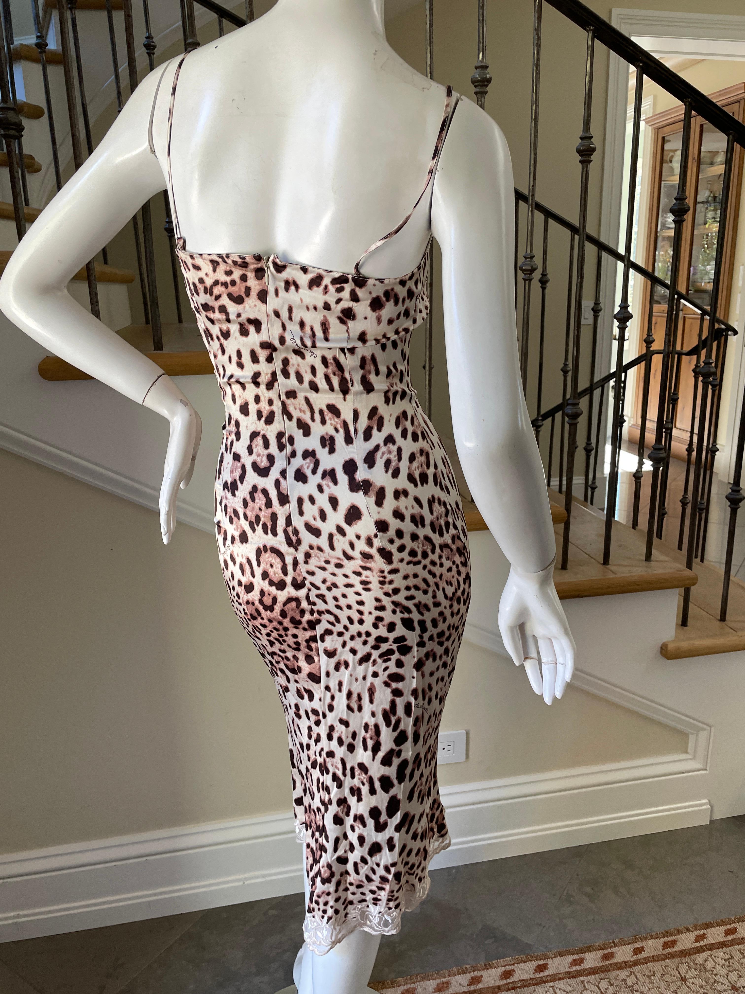 Klassisches Cavalli Vintage-Slipkleid mit Spitzenbesatz und Leopardenmuster im Angebot 4