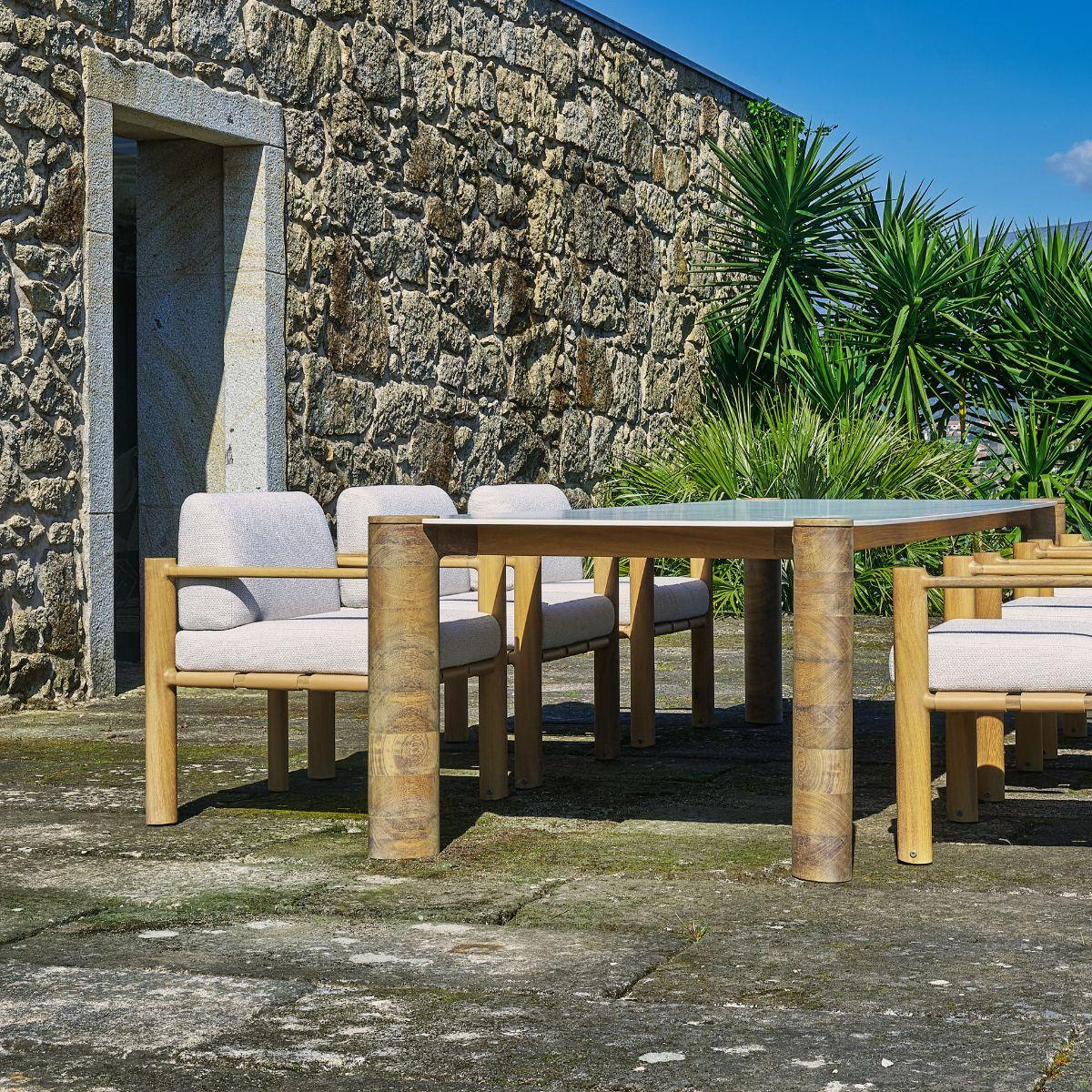 Class.25 Contemporary Dining Table in Wood and Ceramic by Ronald Sasson In condizioni Nuovo in vendita a Porto, PT
