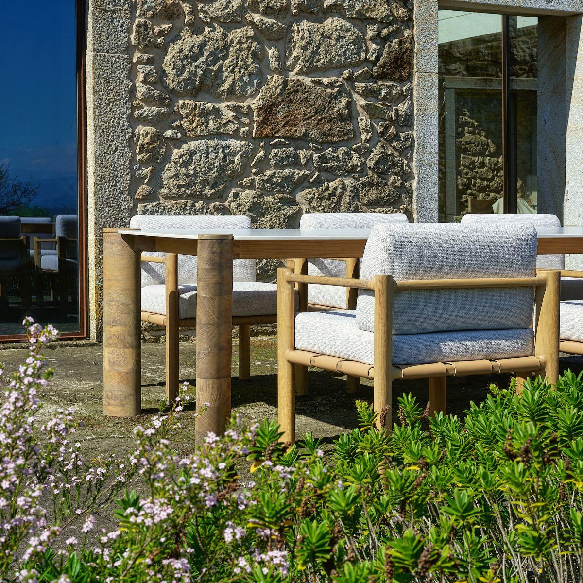 Class.25 Contemporary Dining Table in Wood and Ceramic by Ronald Sasson in vendita 1
