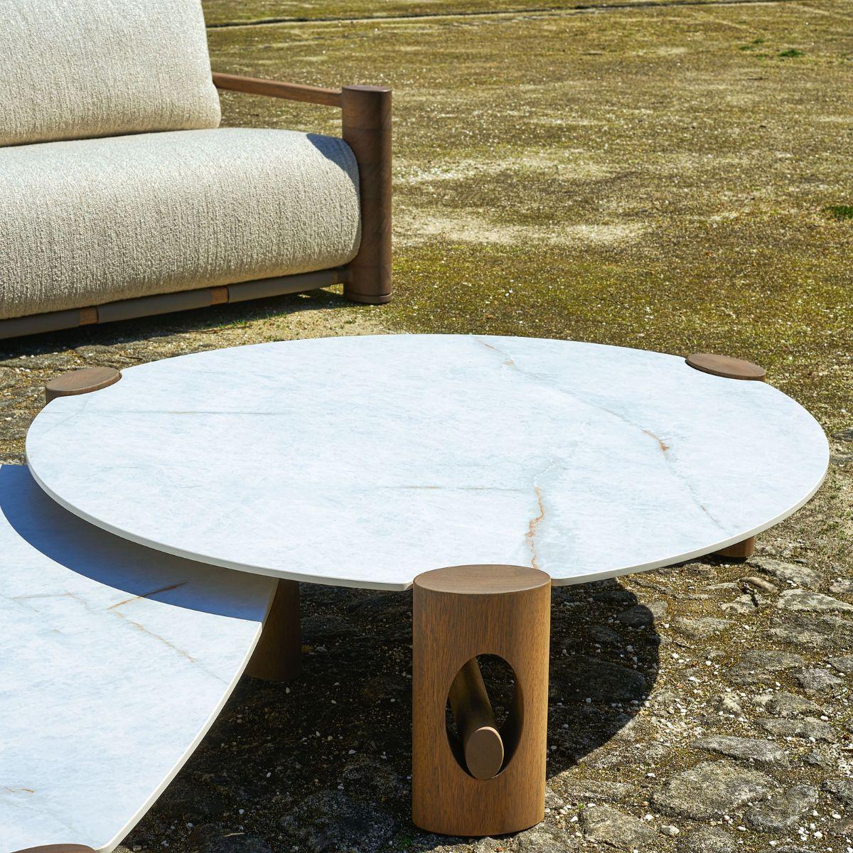 Class.25 Square Coffee Table in Wood and Ceramic by Ronald Sasson Neuf - En vente à Porto, PT
