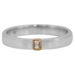 Classic 0.11ct Diamond Solitaire Band Ring in 18k White Gold - IGI Certified (bague solitaire en or blanc 18 carats)