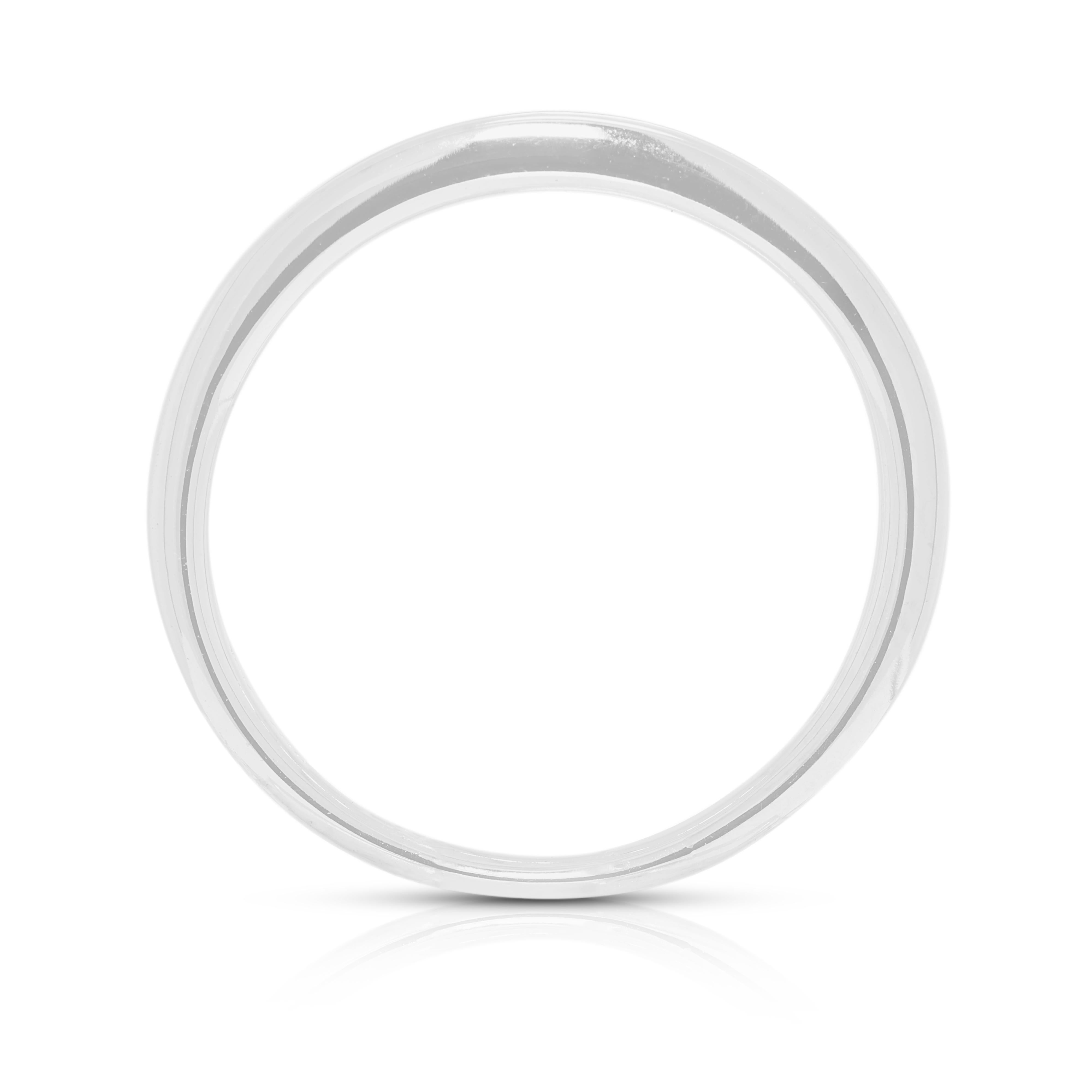 Anello classico con diamante naturale da 0,26 carati in oro bianco 18 carati in vendita 2