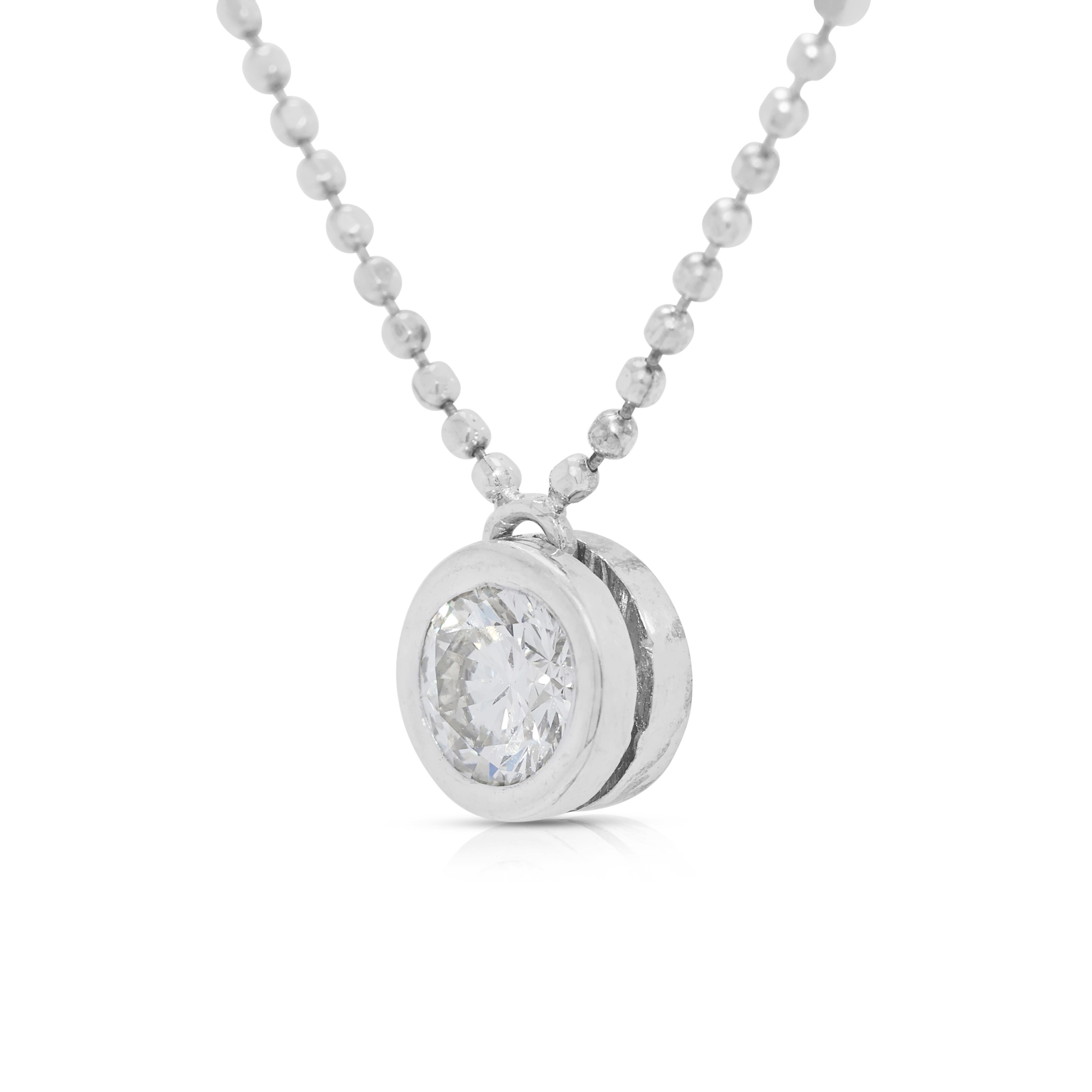 Collar Clásico Solitario de Diamante Natural de 0,28ct en Oro Blanco de 18K Corte redondo en venta