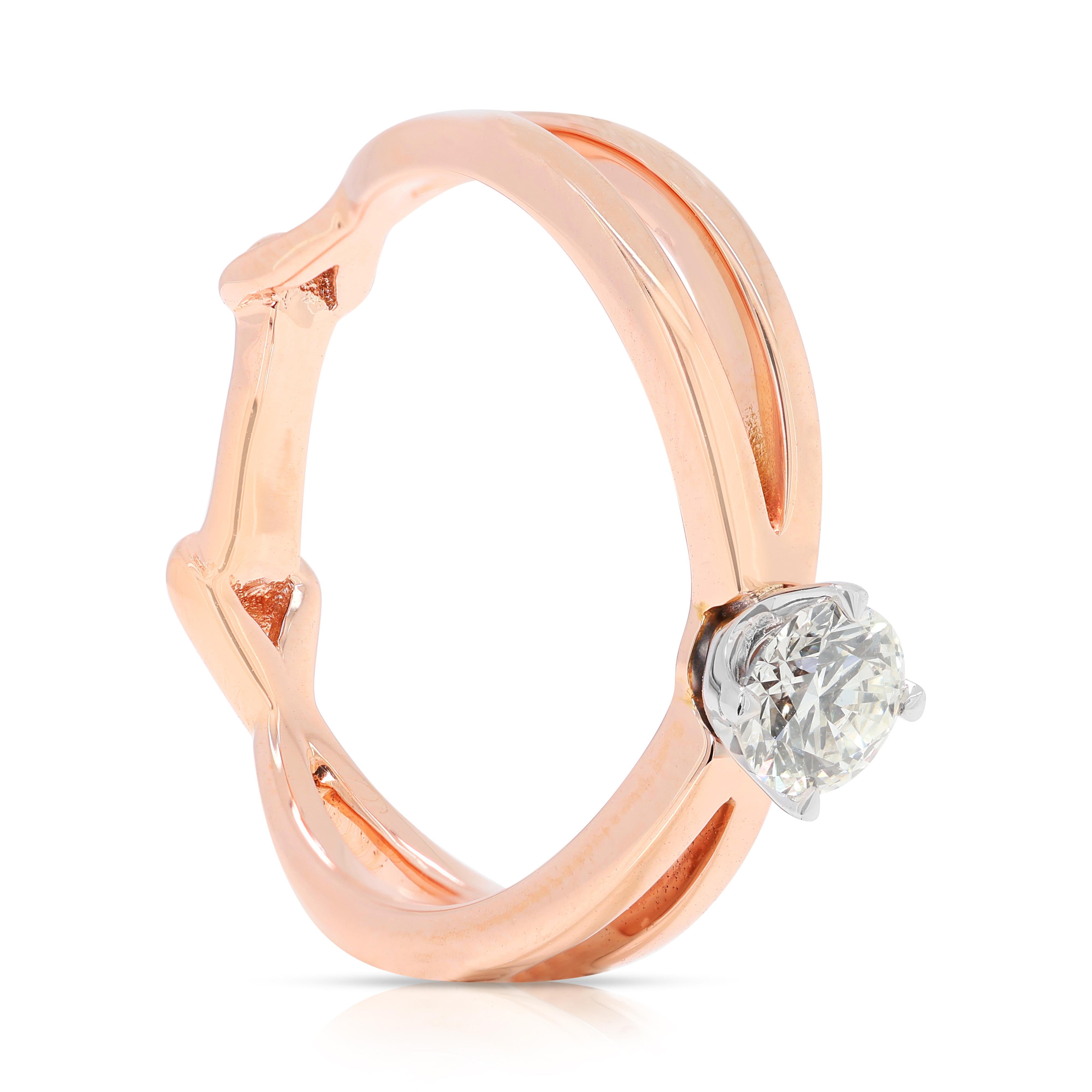 Anello classico con diamanti naturali tondi e brillanti da 0,31 ct in oro bicolore 18 carati in vendita 1