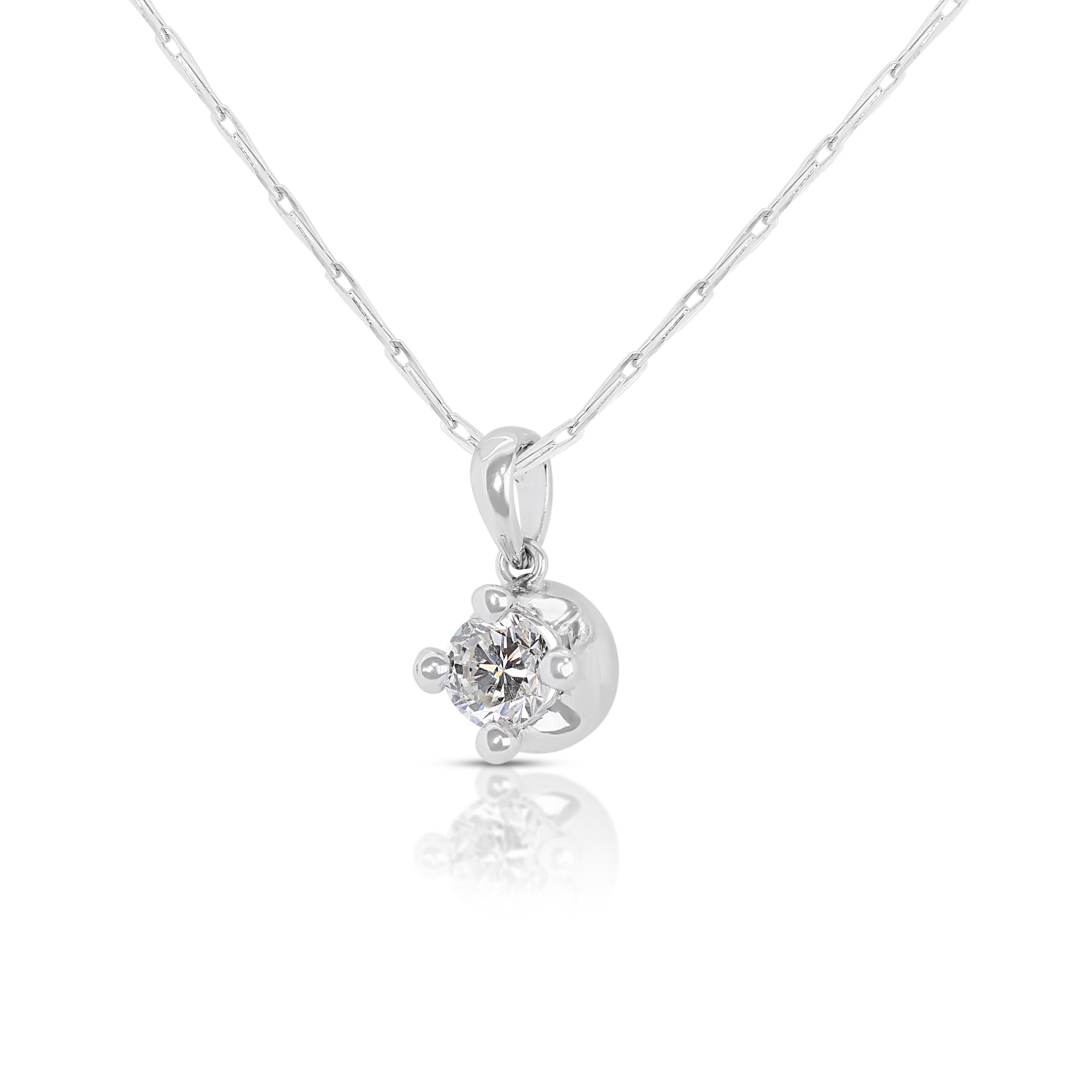 Classic 0.32ct Diamond Solitaire Necklace in 18K White Gold - (Chain Included) For Sale 1