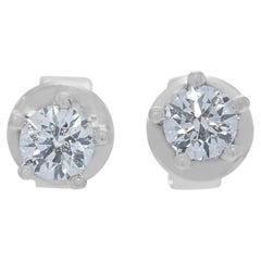 Orecchini classici con solo diamante da 0,36 carati in oro bianco 18K