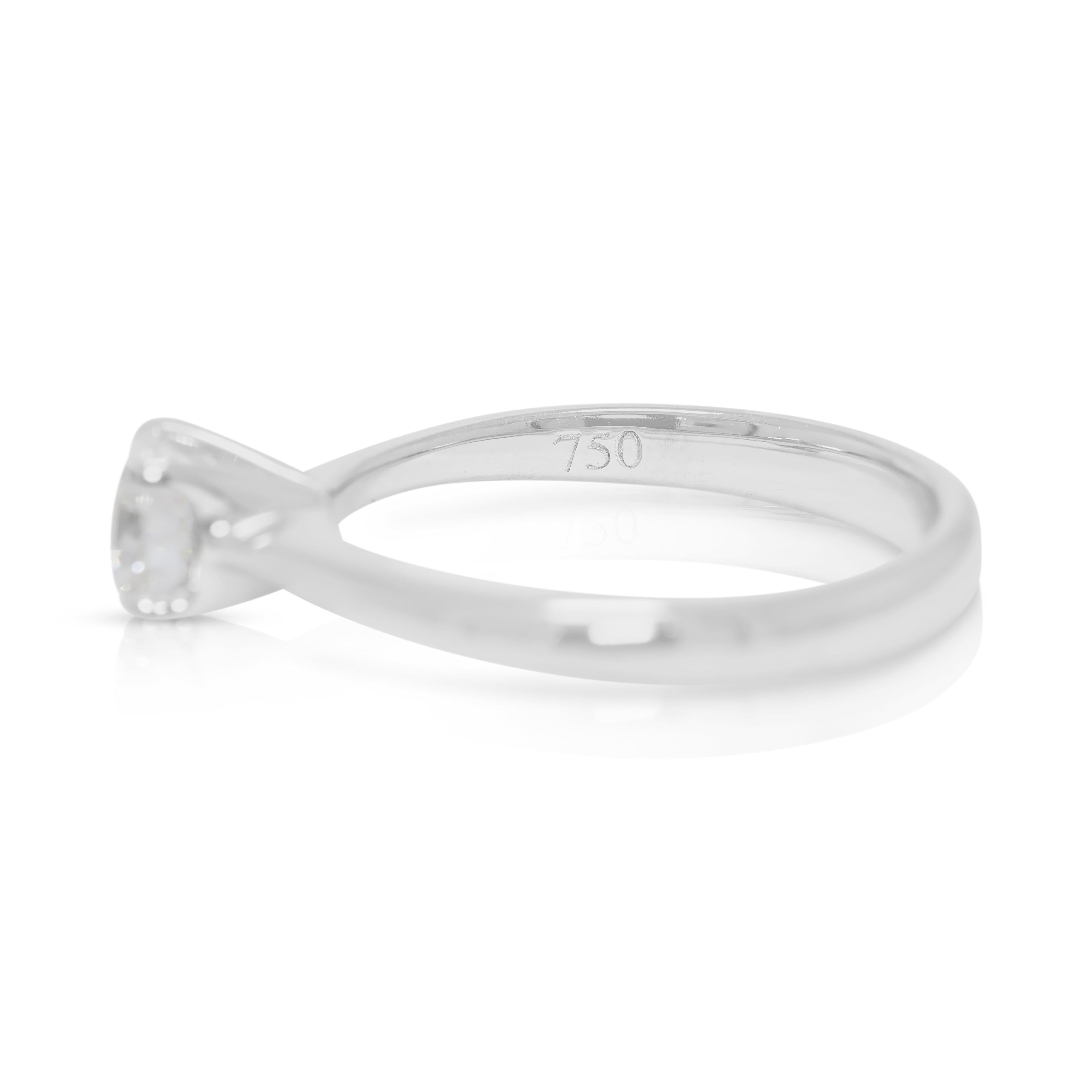 Anello classico con solitario di diamanti naturali tondi e brillanti da 0,41 carati in oro bianco 18 carati In condizioni ottime in vendita a רמת גן, IL