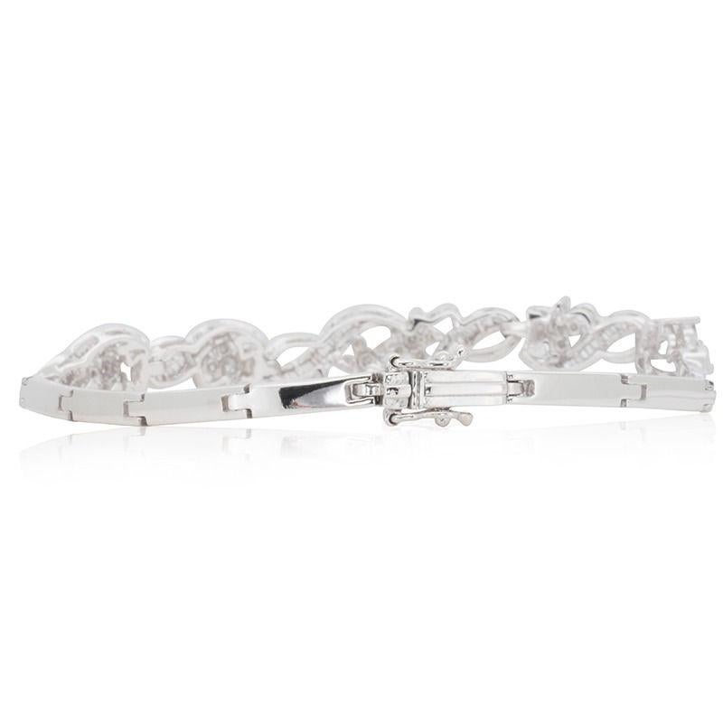 Classic 0,54 ct. Bracelet de diamants ronds et brillants en vente 1