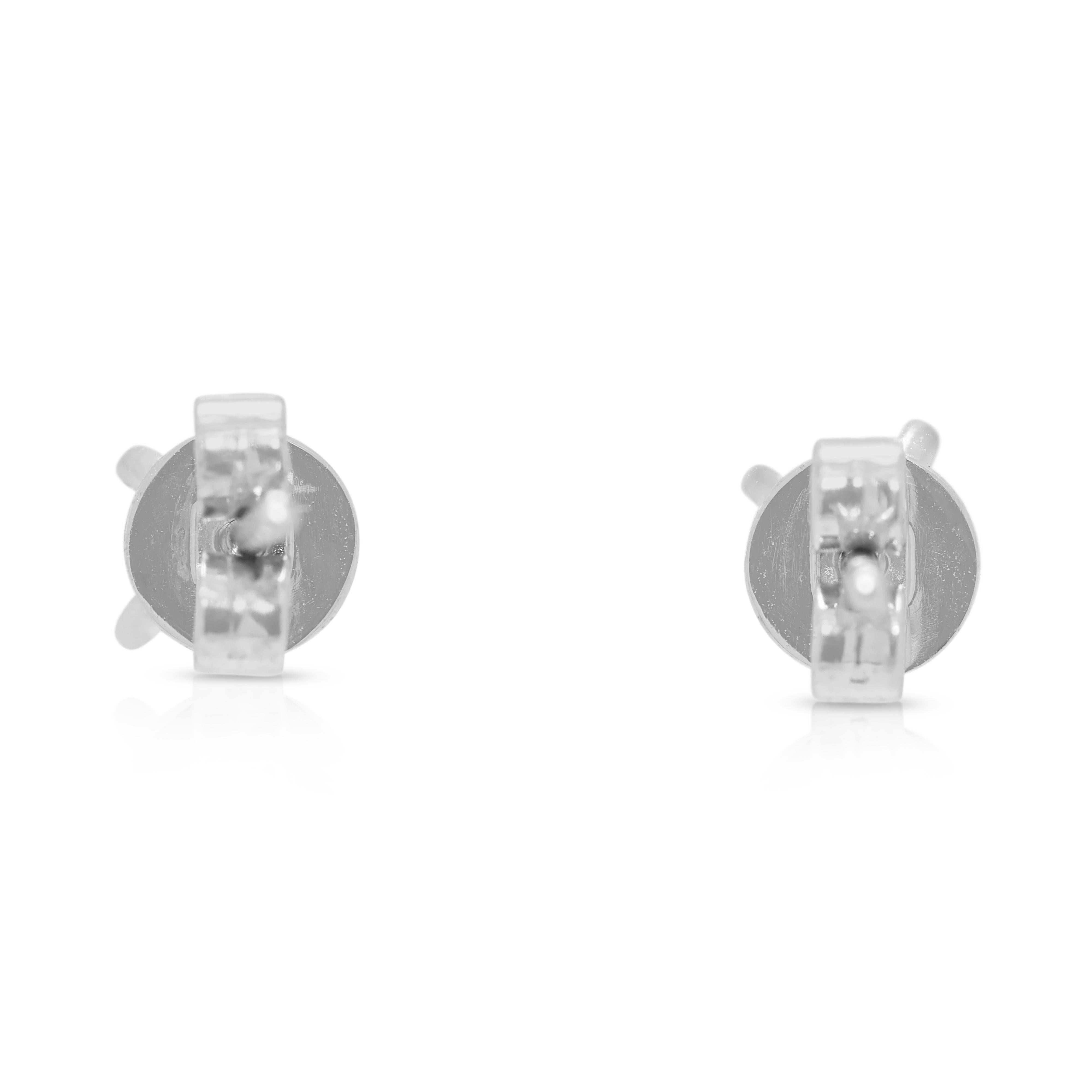 Classic 0.54ct Natural Diamond Stud Earrings in 18K White Gold For Sale 1