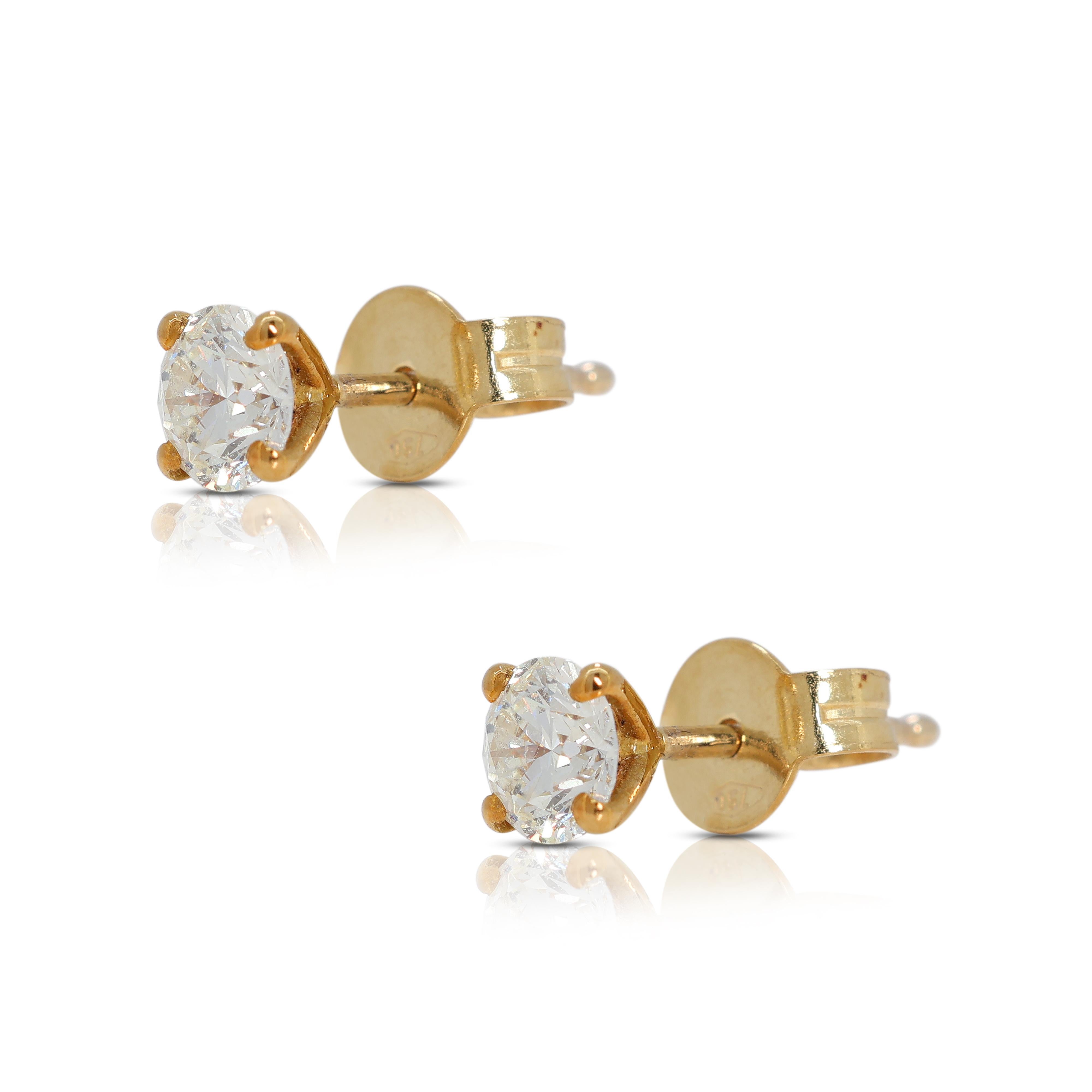 Boucles d'oreilles classiques en or jaune 18 carats avec AIG et diamant naturel de 0,80 ct Neuf - En vente à רמת גן, IL
