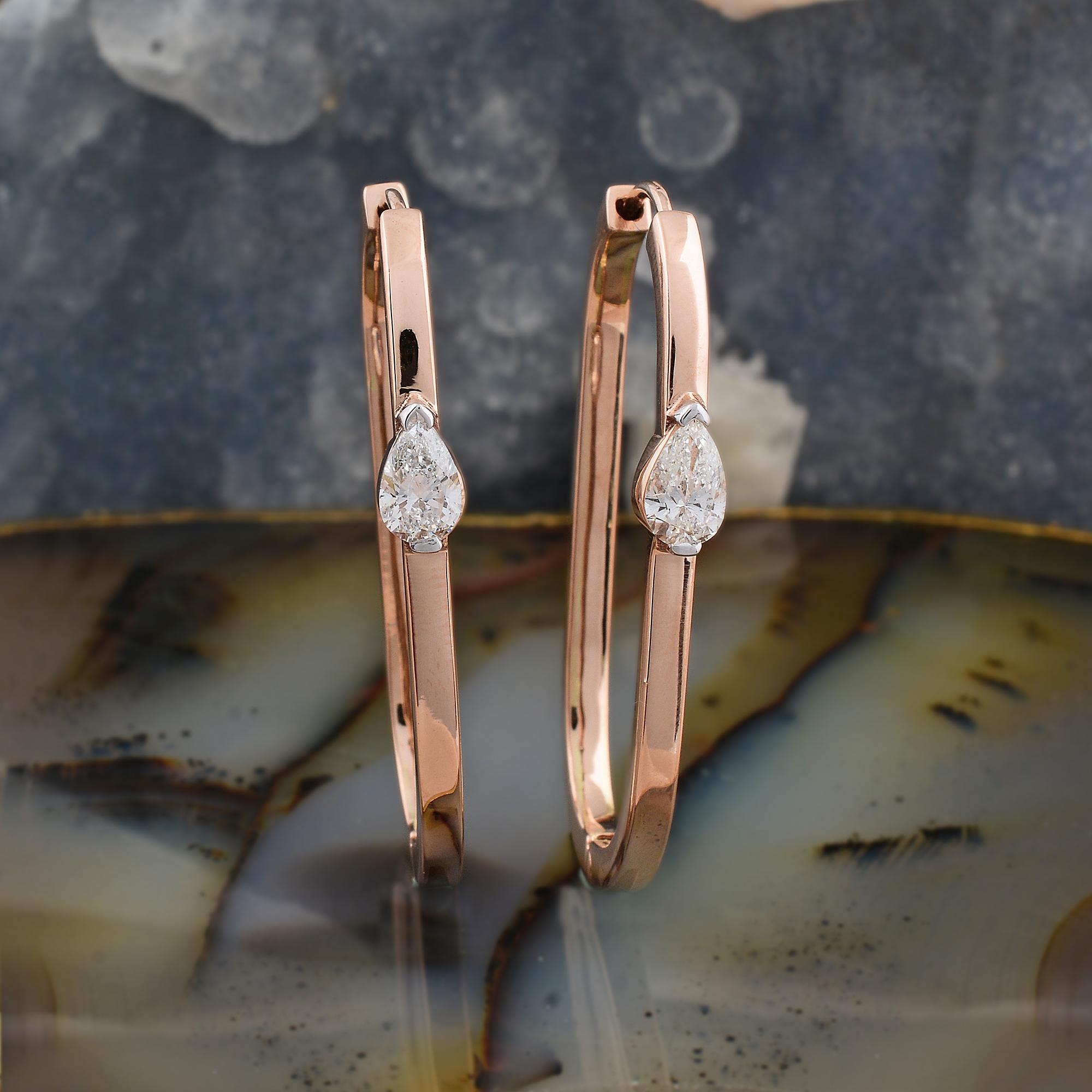 0.82 Carat SI/H Pear Cut Diamond Minimalist Hoop Earrings 18 Karat Rose Gold In New Condition For Sale In Diera, Dubai