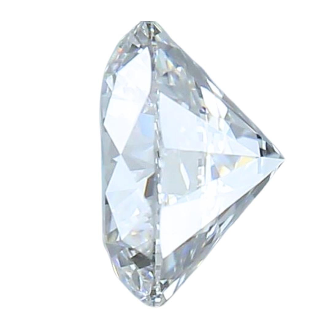Round Cut Classic 0.85ct Ideal Cut Round-Shaped Diamond - GIA Certified For Sale